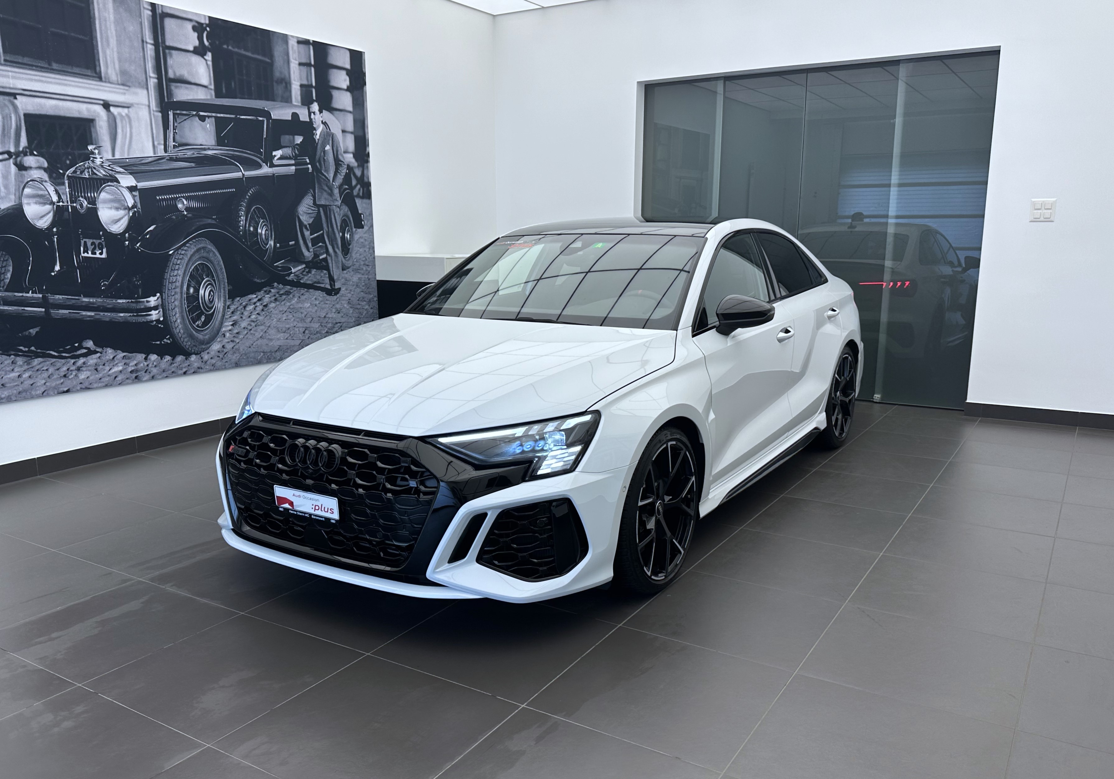 AUDI RS3 Limousine 2.5 TSI quattro S-tronic