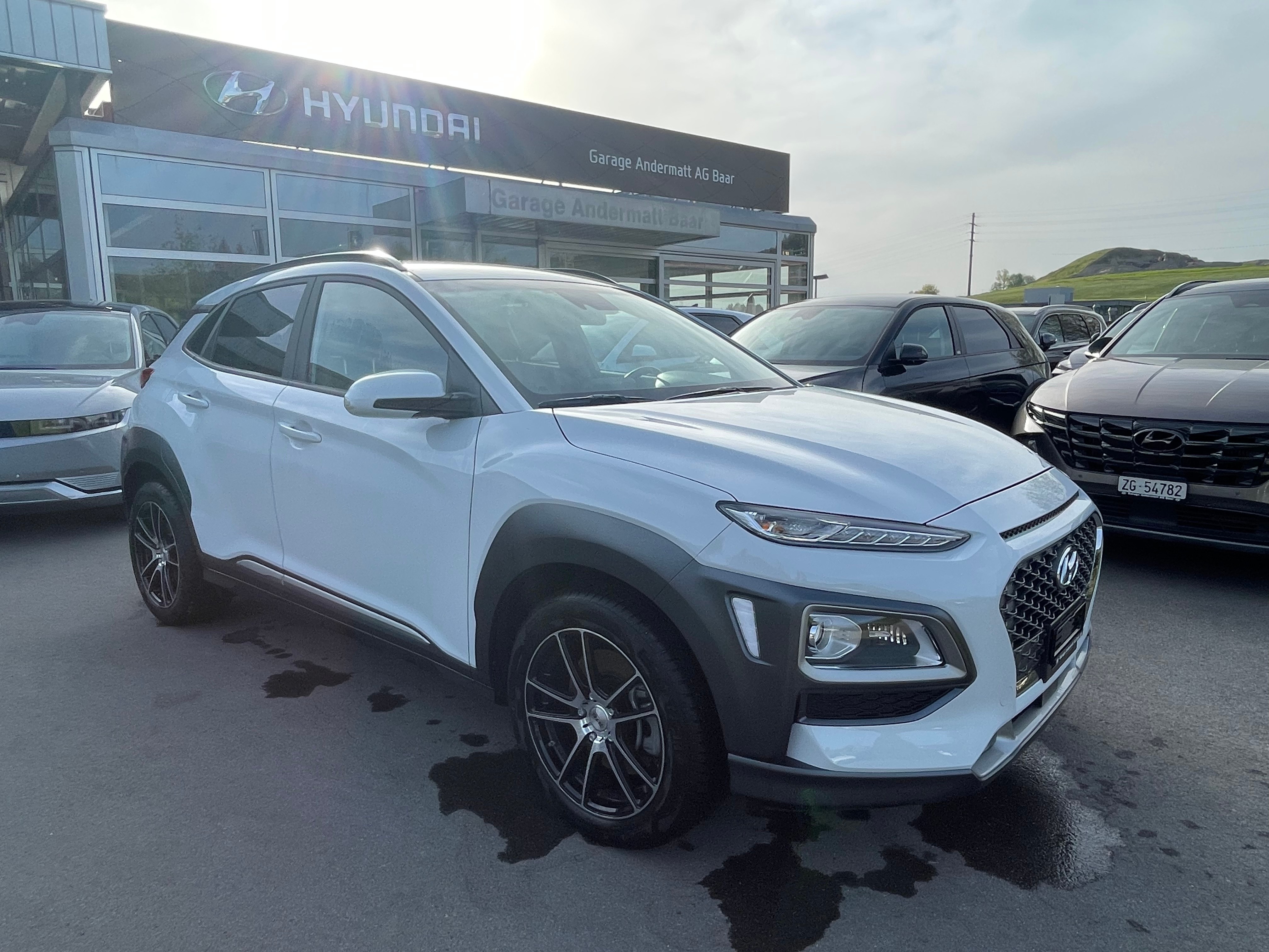 HYUNDAI Kona 1.6 T-GDi Amplia 4WD DCT