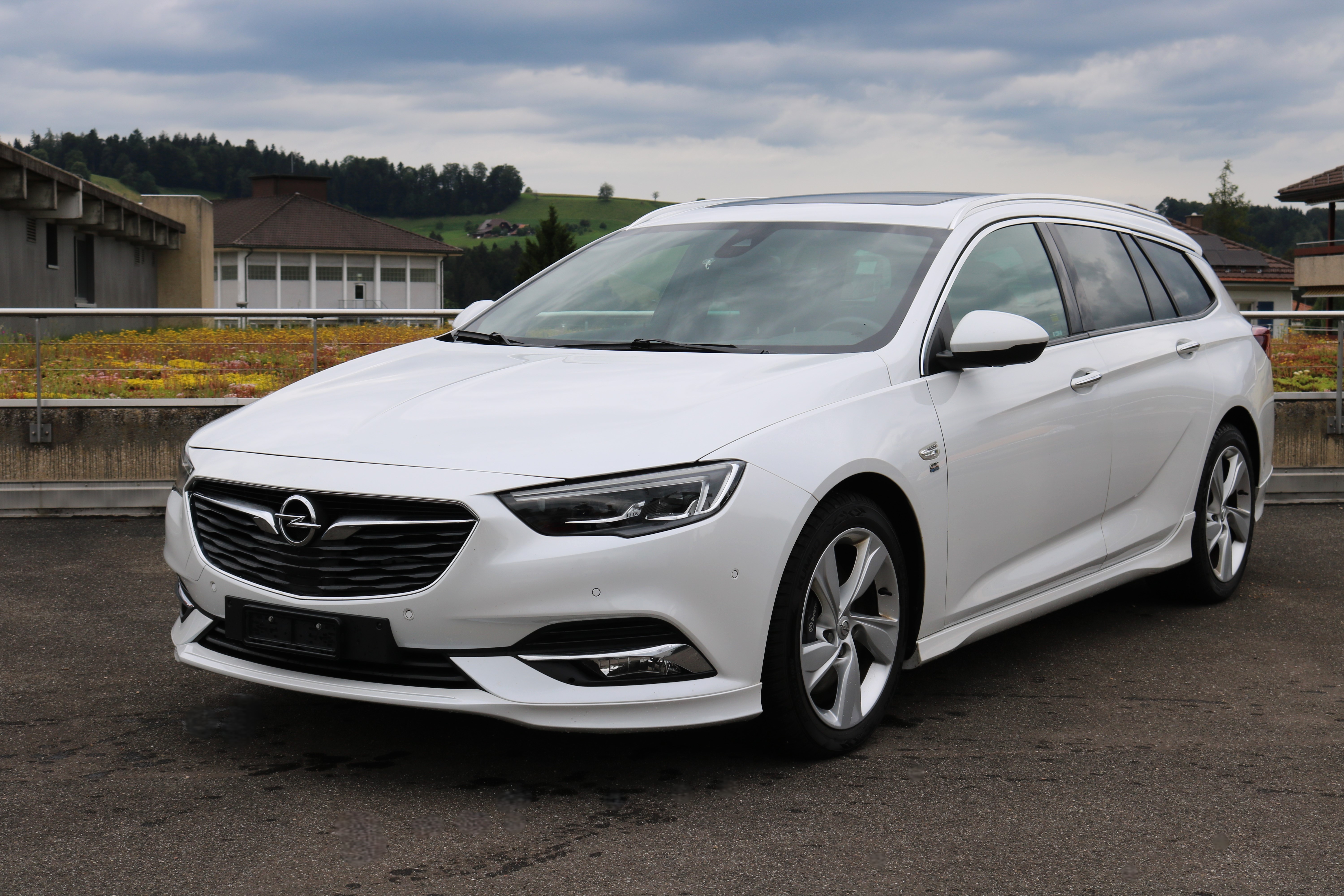 OPEL Insignia 2.0 T Sports Tourer Excellence 4WD Automat.