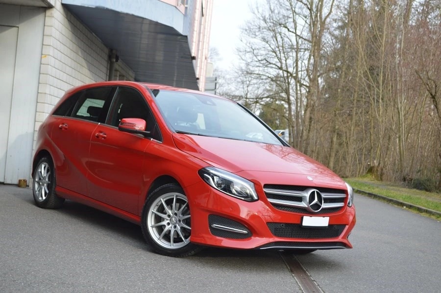 MERCEDES-BENZ B 220 CDI Swiss Star Edition Style 4Matic 7G-DCT