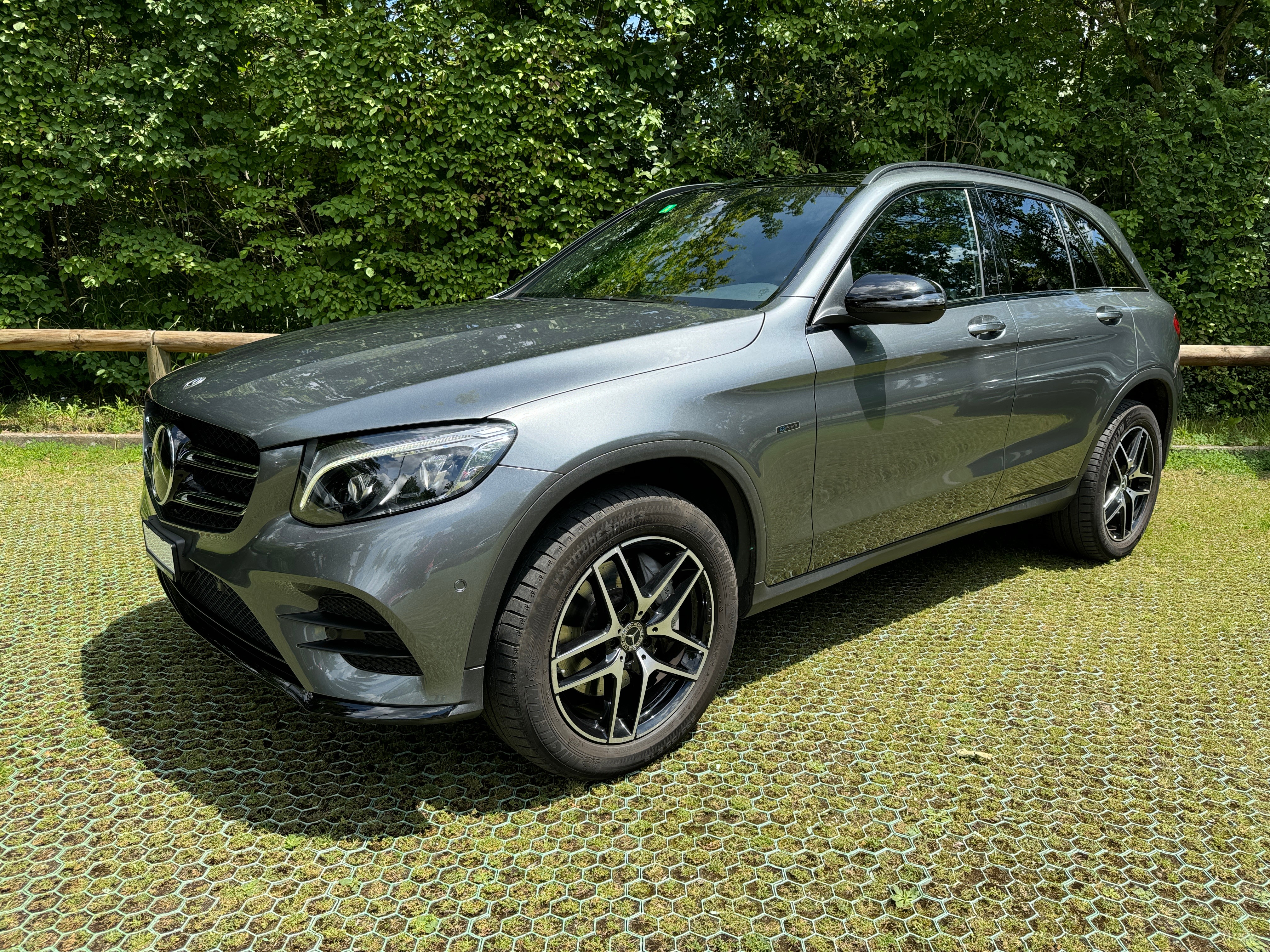 MERCEDES-BENZ GLC 350 e AMG Line 4Matic 7G-Tronic