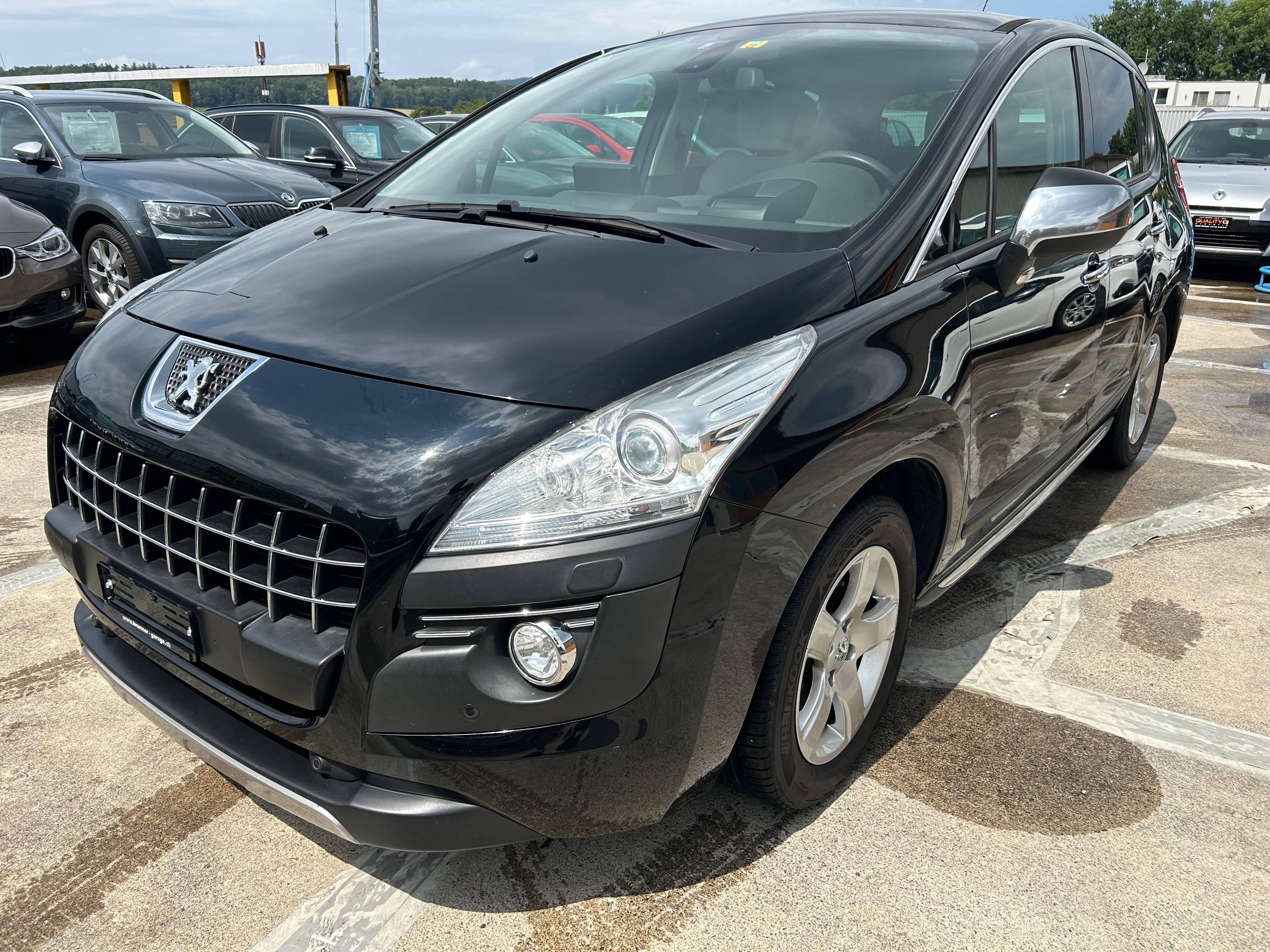 PEUGEOT 3008 1.6 16V T Platinum