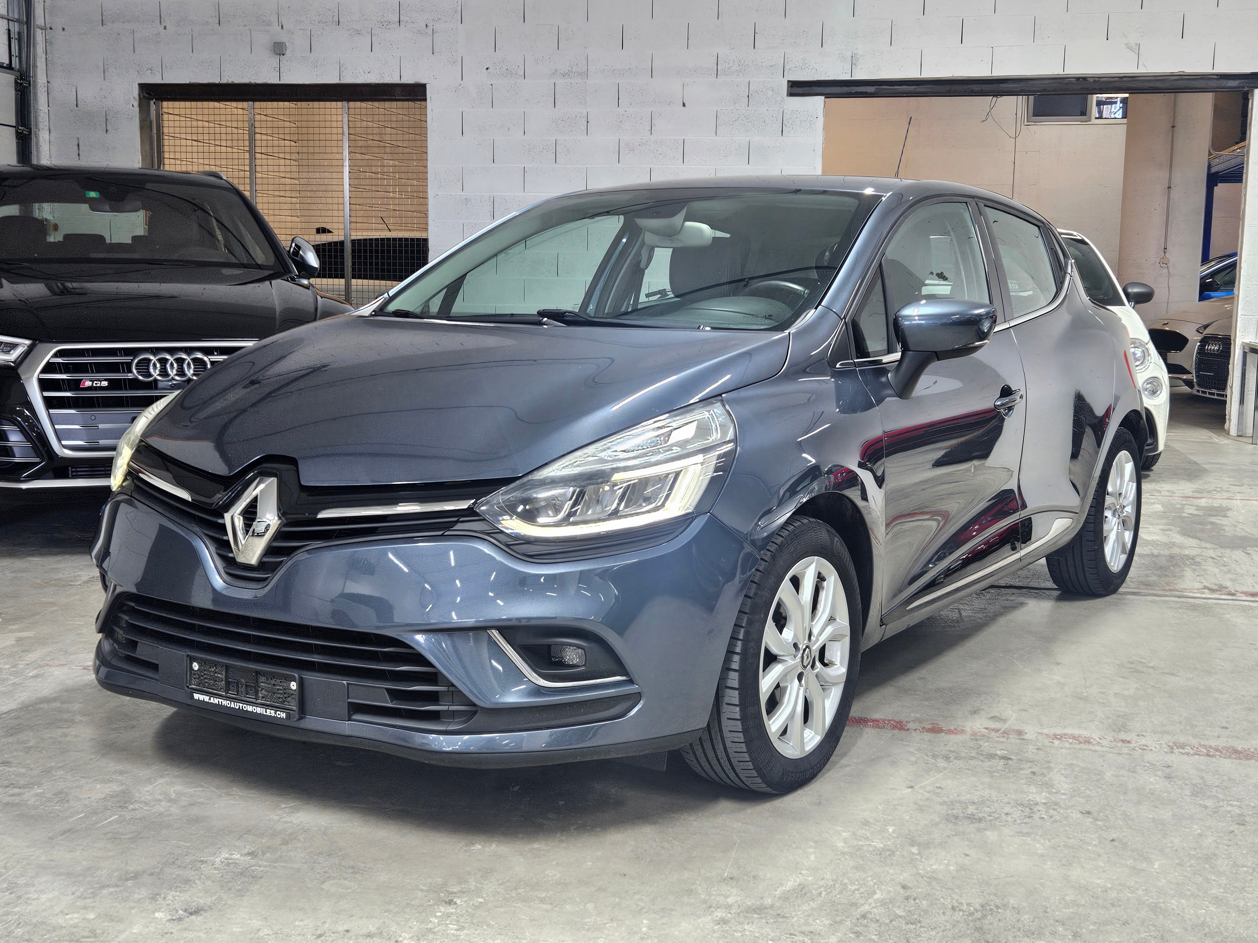 RENAULT Clio 1.2 16V T Intens