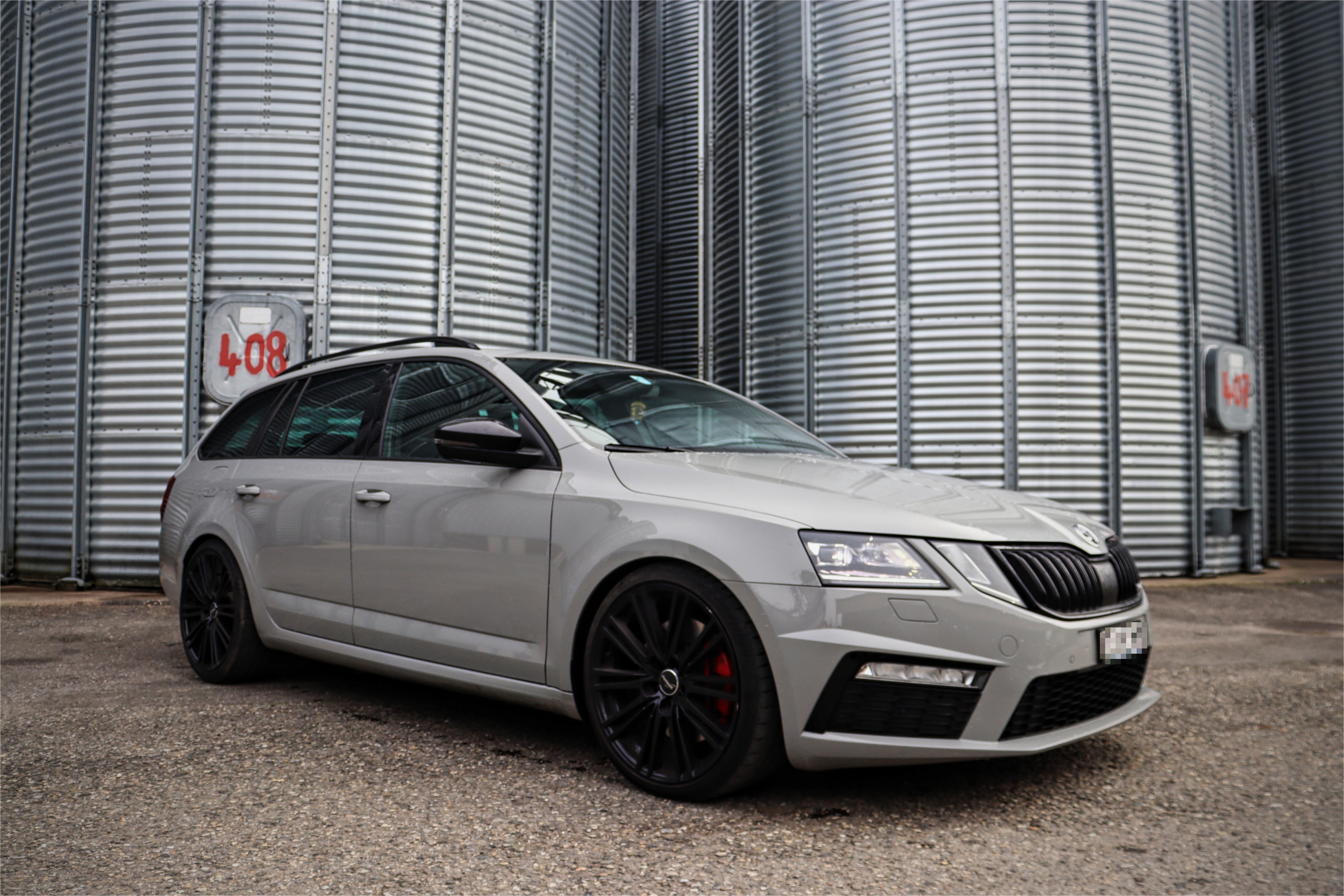 SKODA Octavia Combi 2.0 TSI C RS DSG