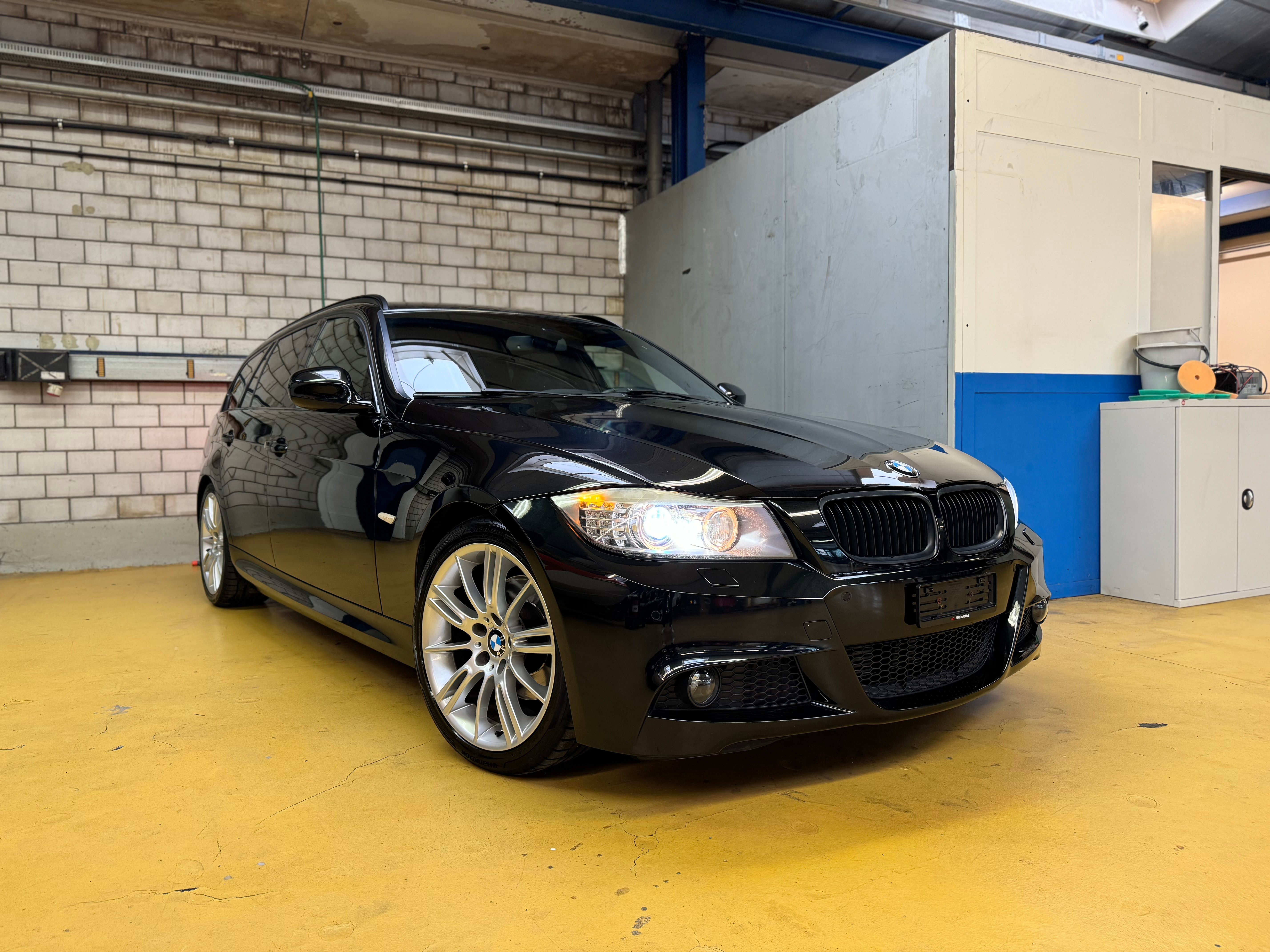 BMW 320d Touring Steptronic