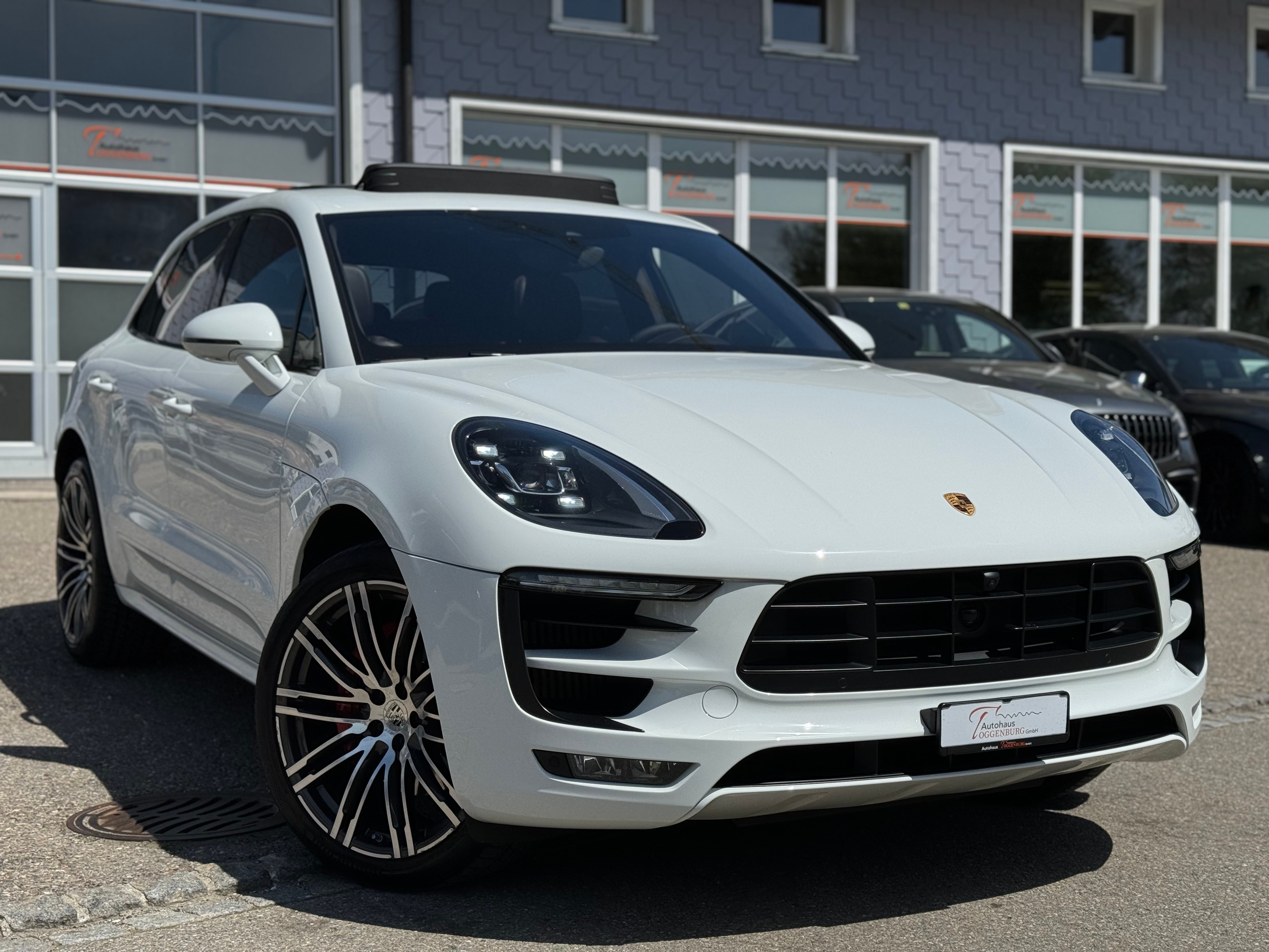 PORSCHE Macan Turbo PDK *CH-Fahrzeug*Porsche-Approved Garantie bis 04.2025*frisch ab MFK*