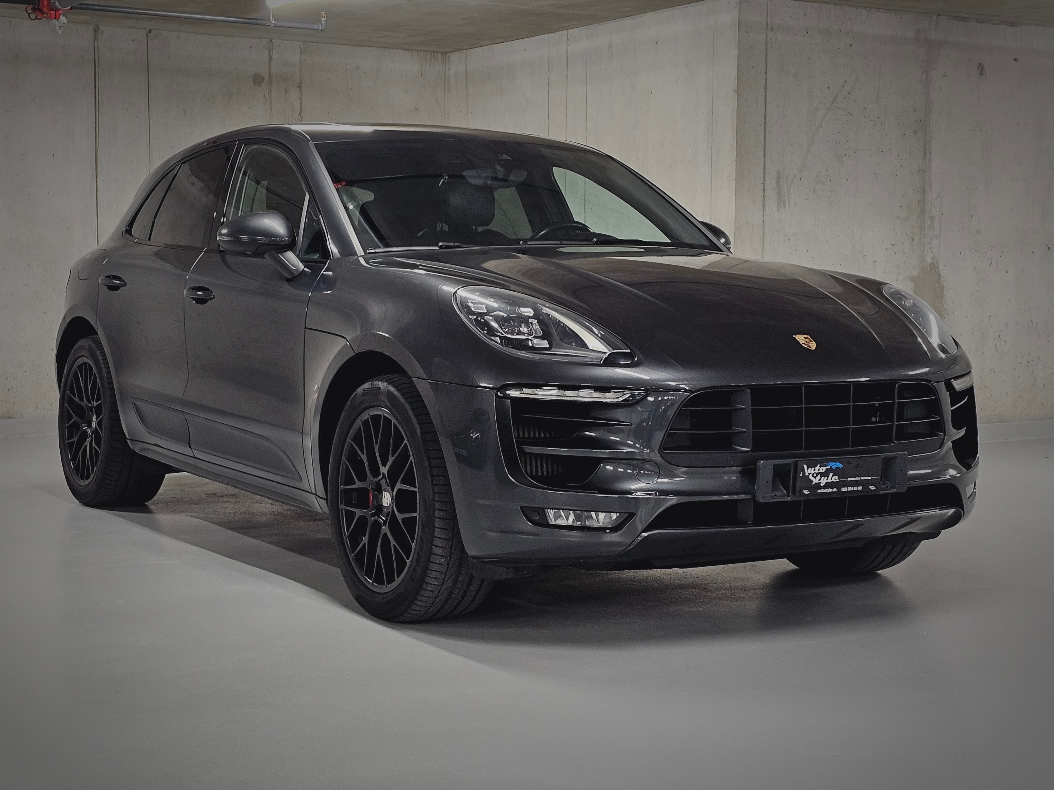 PORSCHE Macan GTS PDK