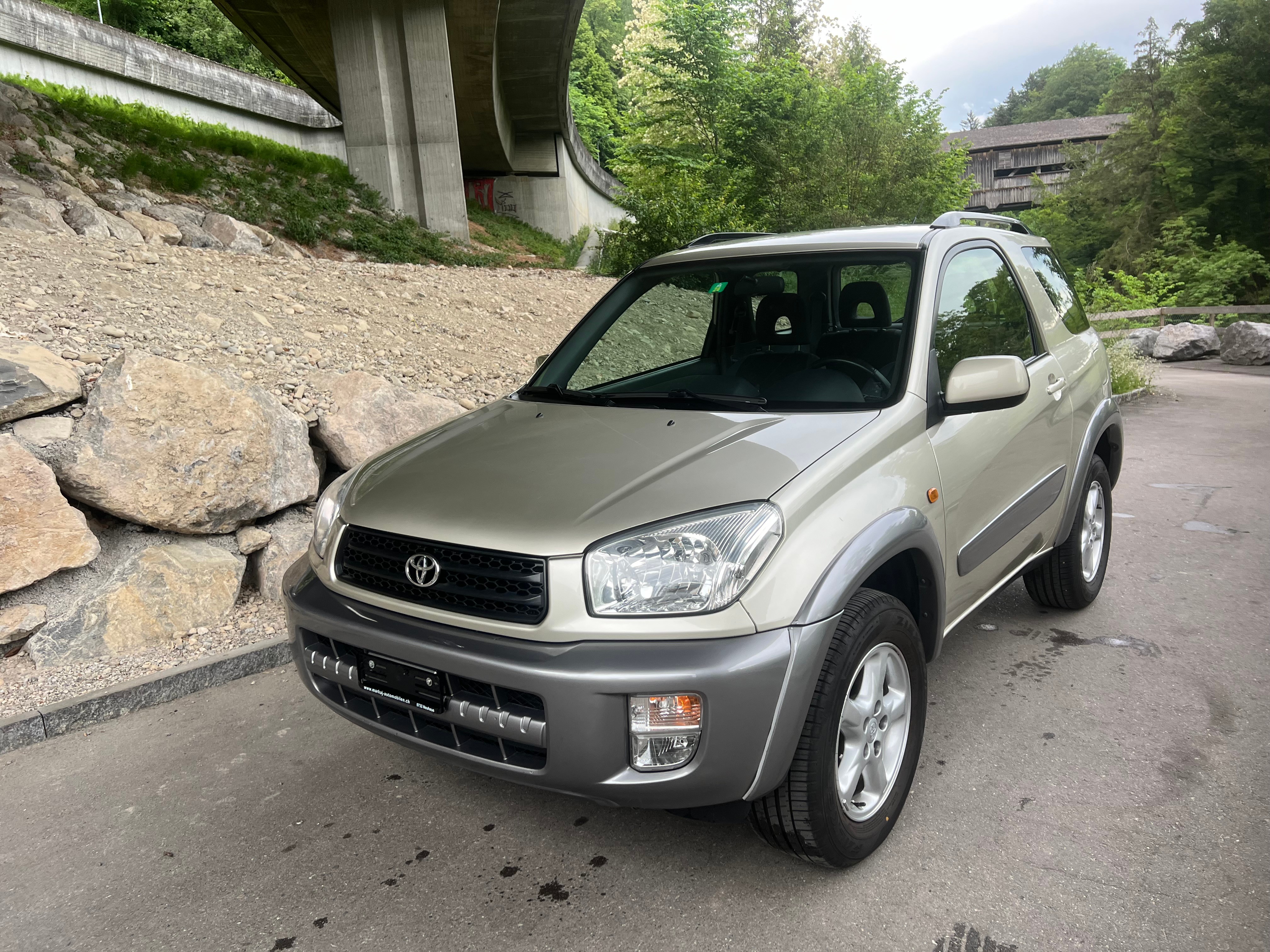 TOYOTA RAV-4 2.0 16V Linea Sol