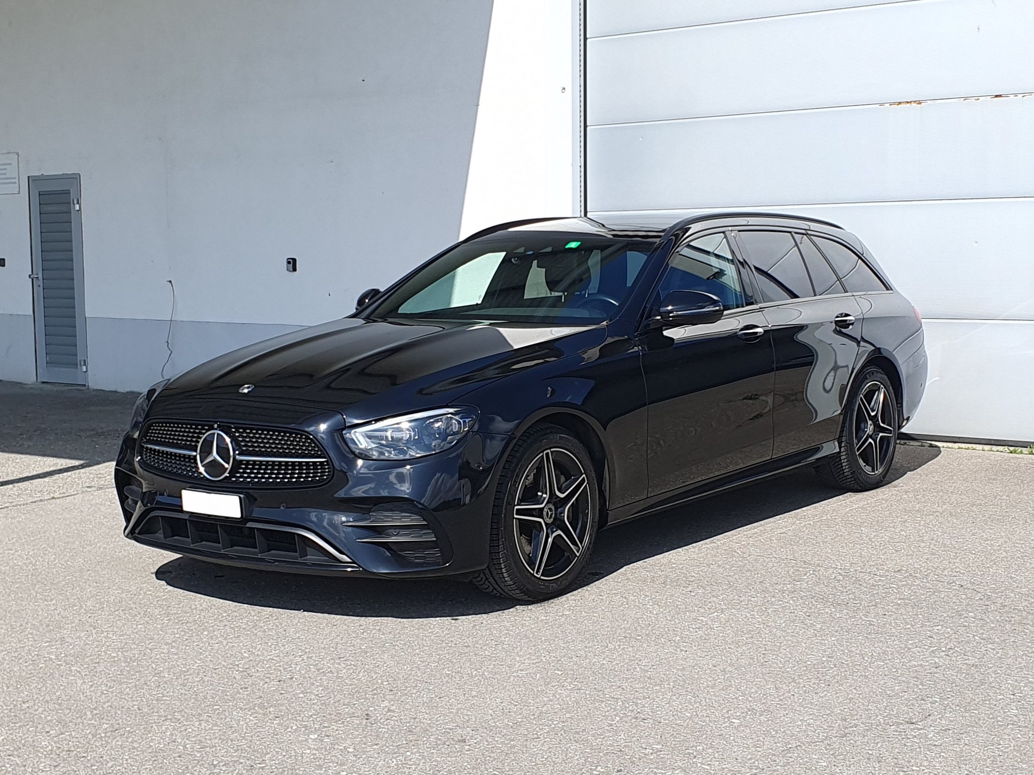 MERCEDES-BENZ E 450 T 4Matic AMG Line 9G-Tronic