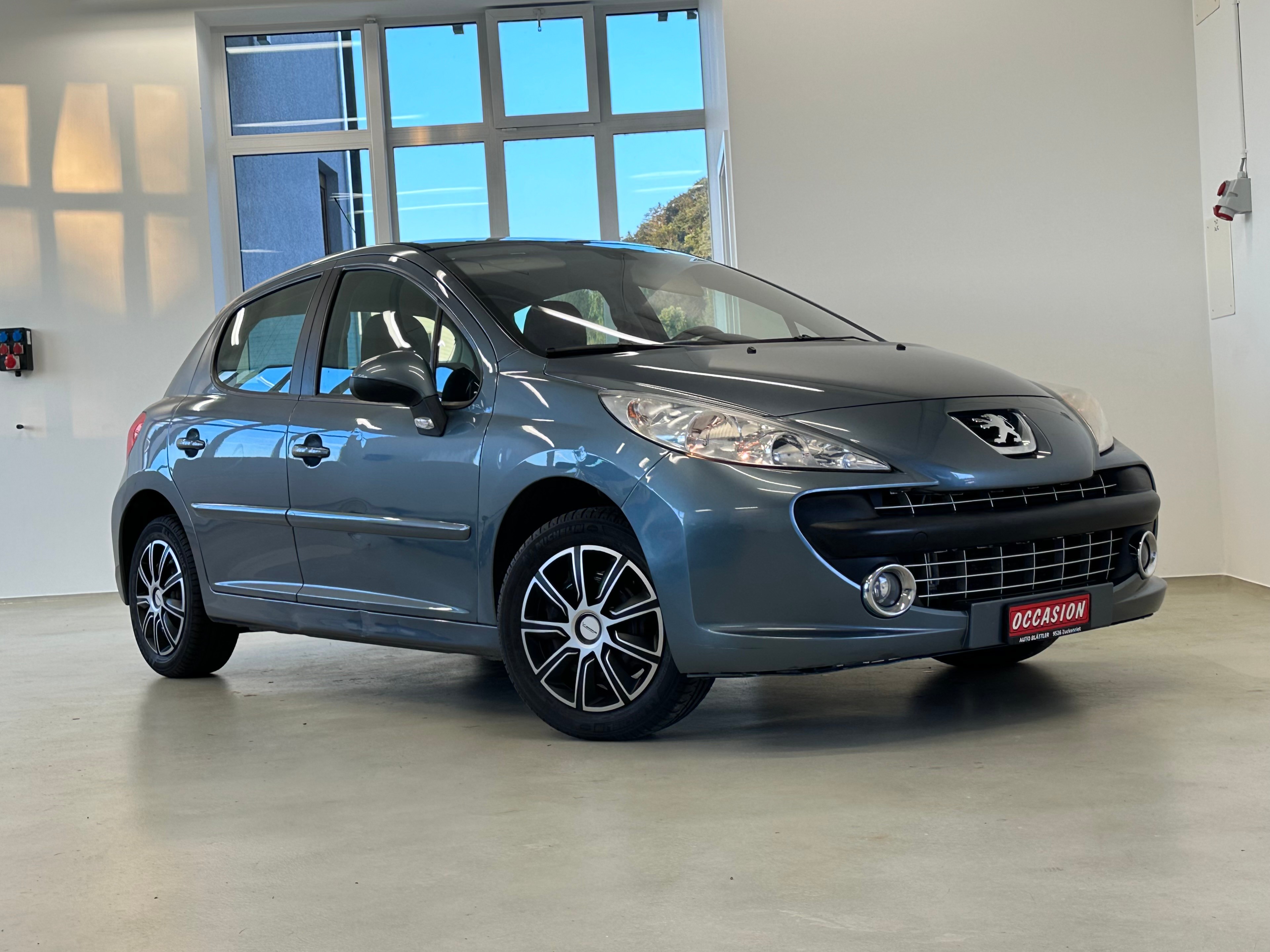 PEUGEOT 207 1.6 16V XS Premium