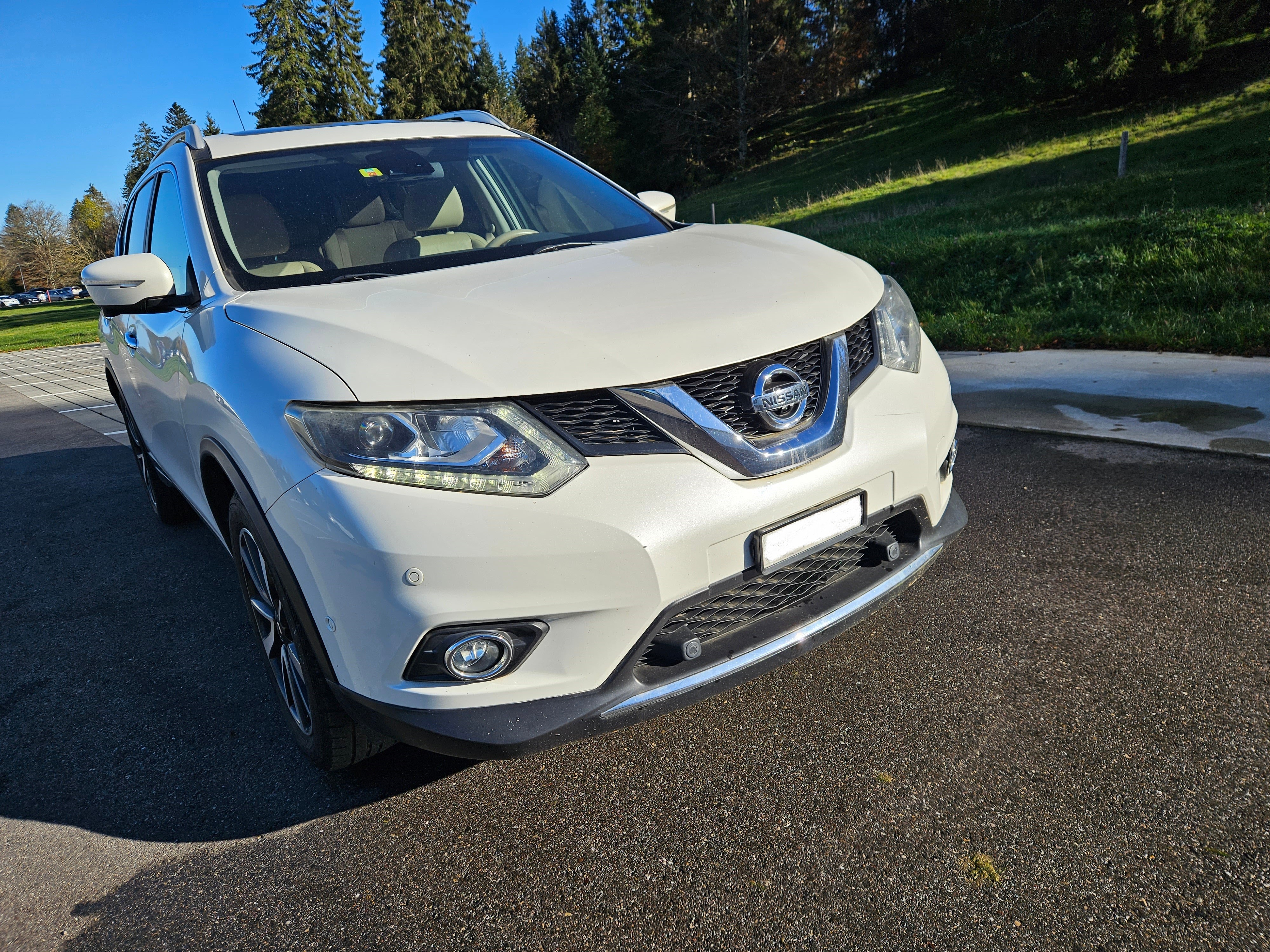 NISSAN X-Trail 1.6 DIG-T 7sitze 7 places benzin 163 PS