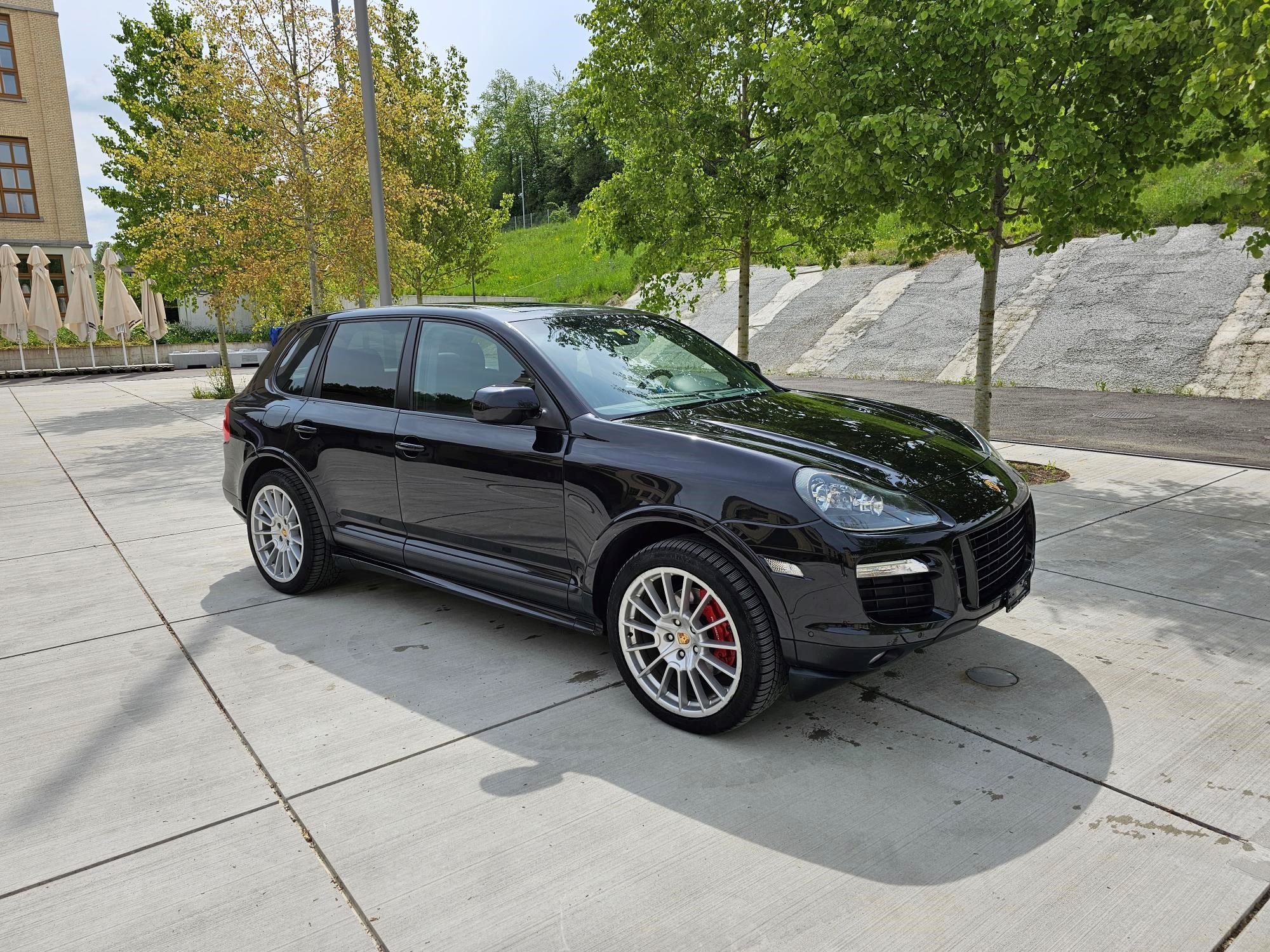 PORSCHE Cayenne GTS Tiptronic