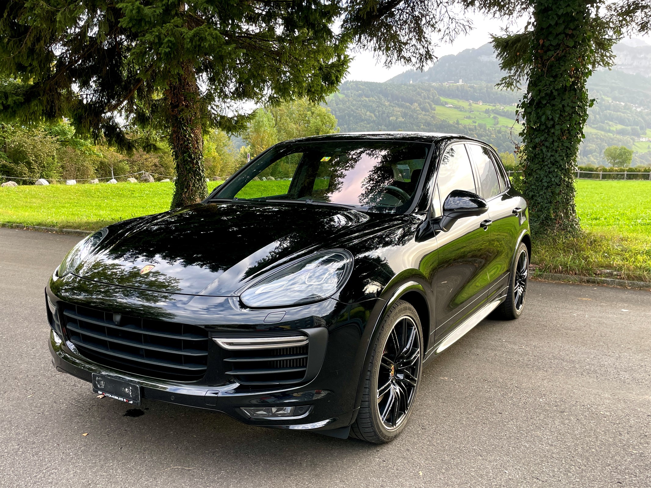 PORSCHE Cayenne GTS