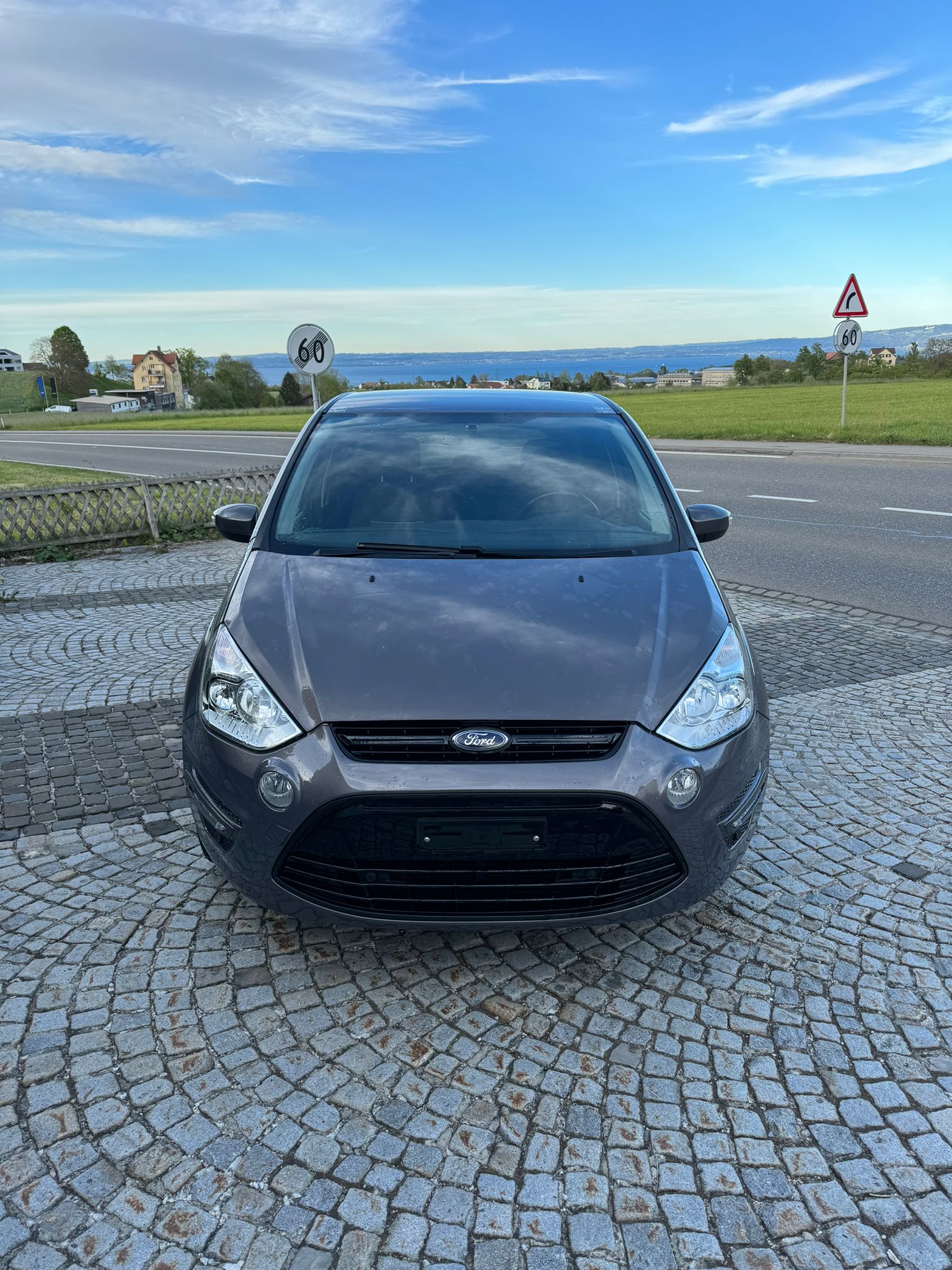 FORD S-Max 1.6 SCTi KNIE-Edition