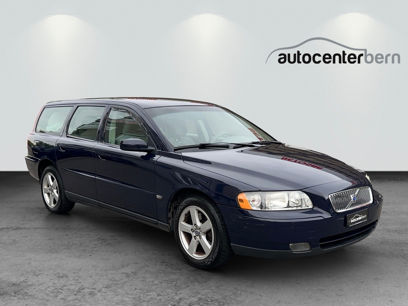 VOLVO V70 2.4 Kinetic