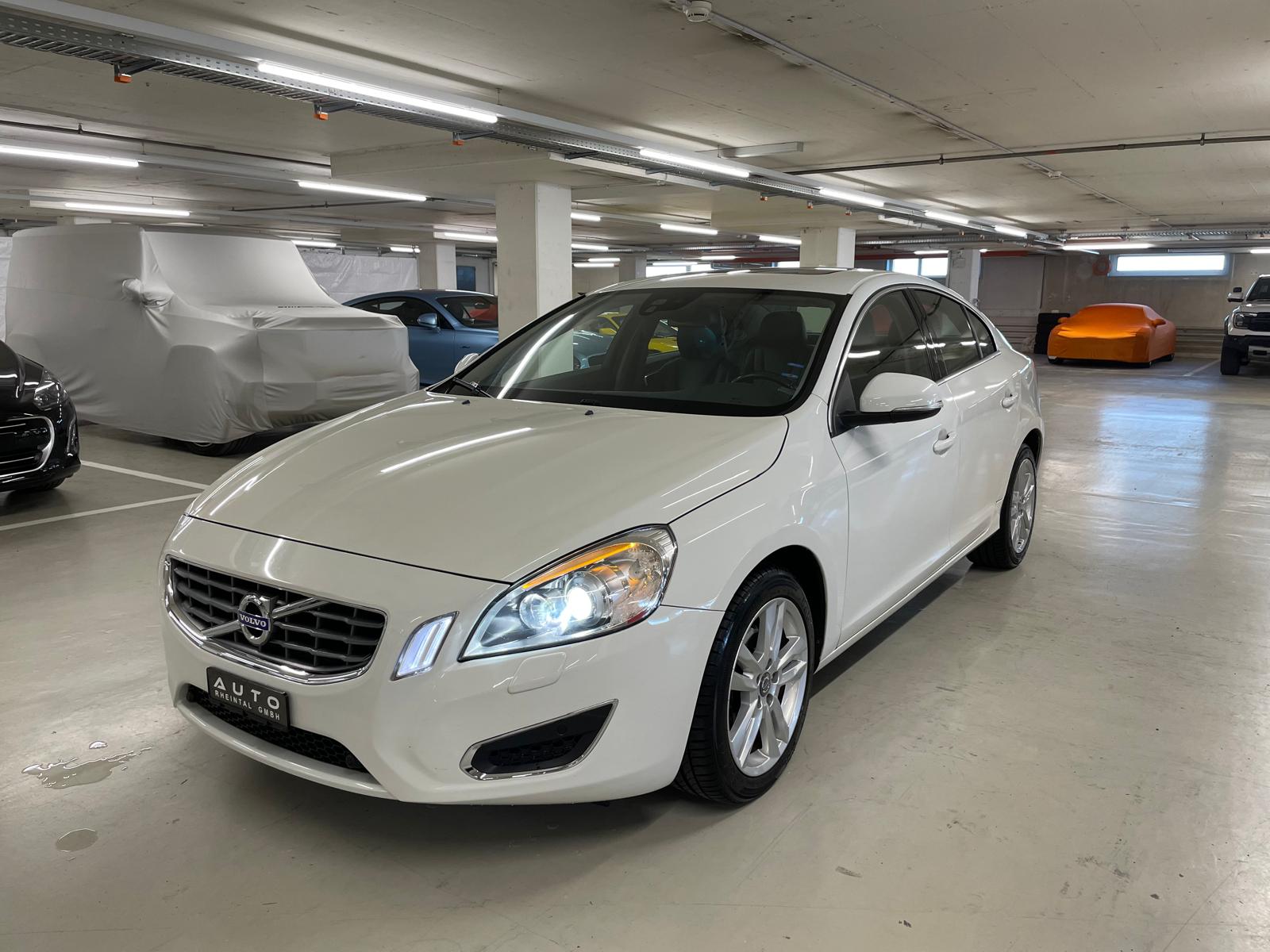 VOLVO S60 D3 Geartronic