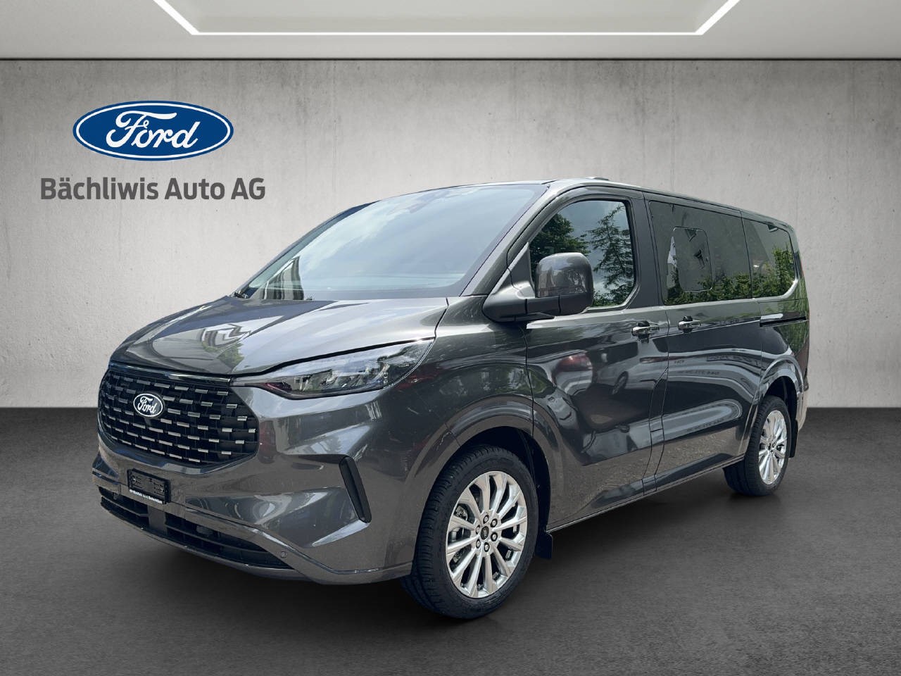 FORD Tourneo C Bus 320 L1 2.0 EcoBlue 170 Titanium