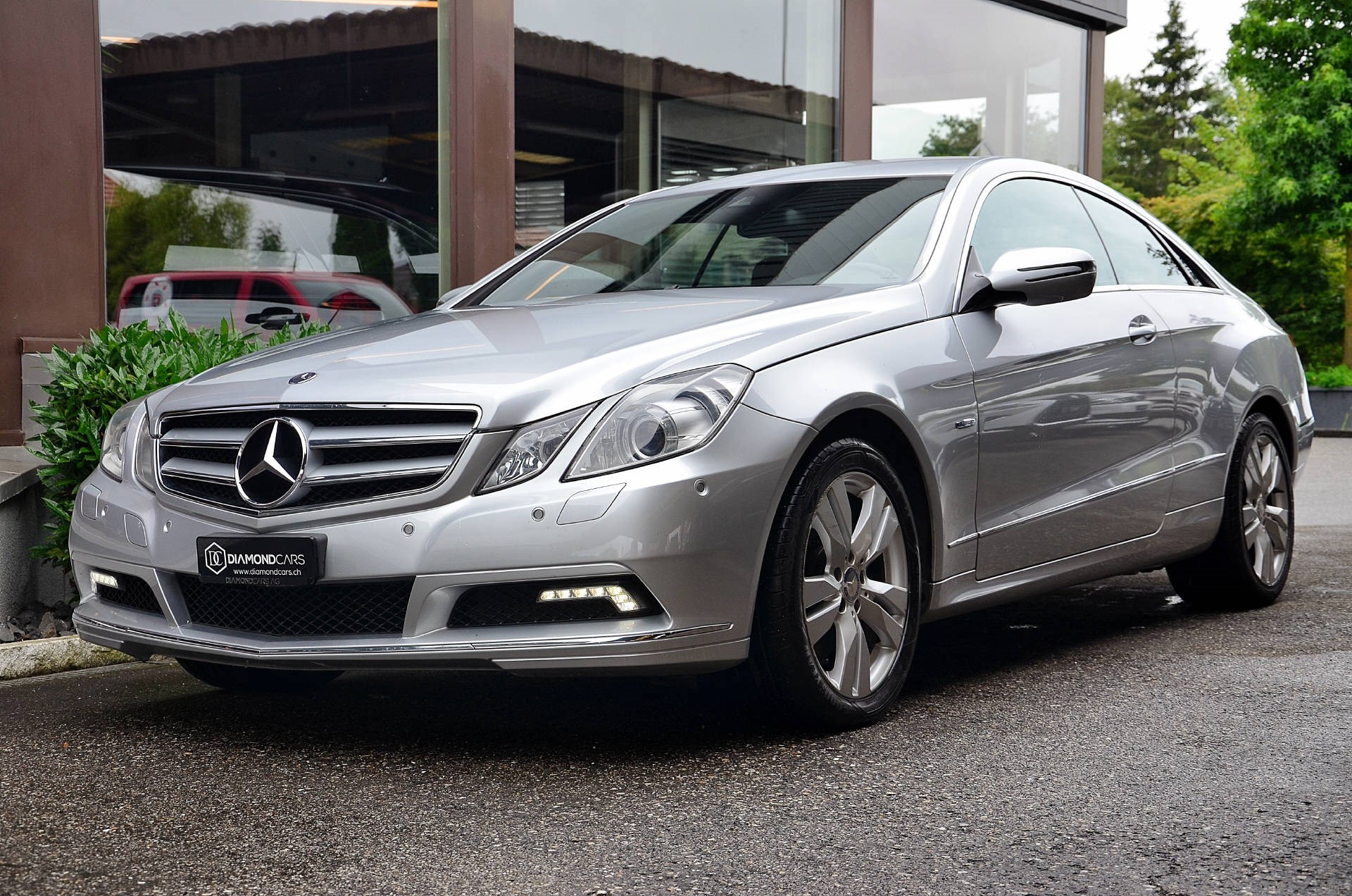 MERCEDES-BENZ E 350 CGI Avantgarde BlueEF Coupé