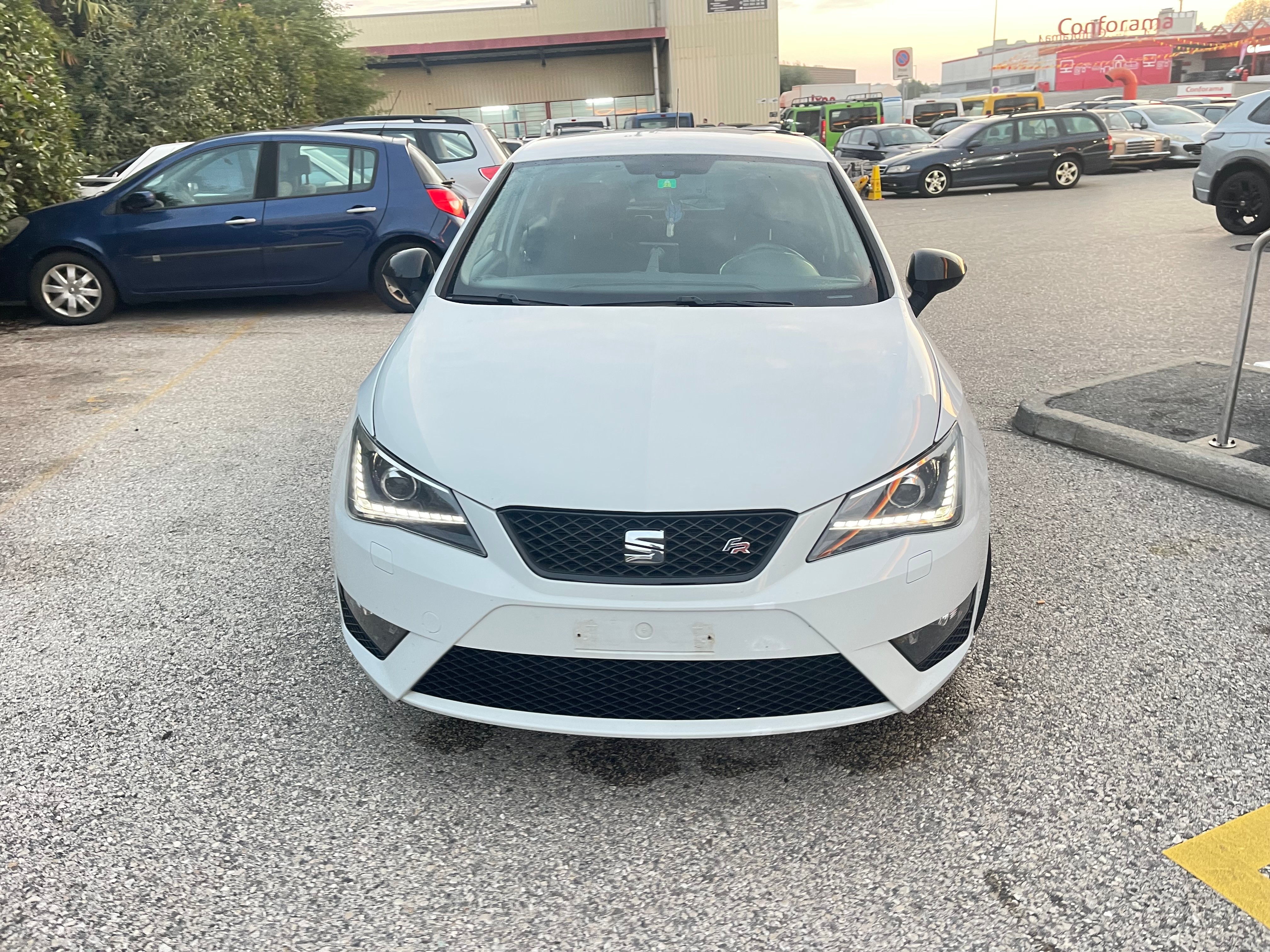 SEAT Ibiza 1.4 TSI FR Viva