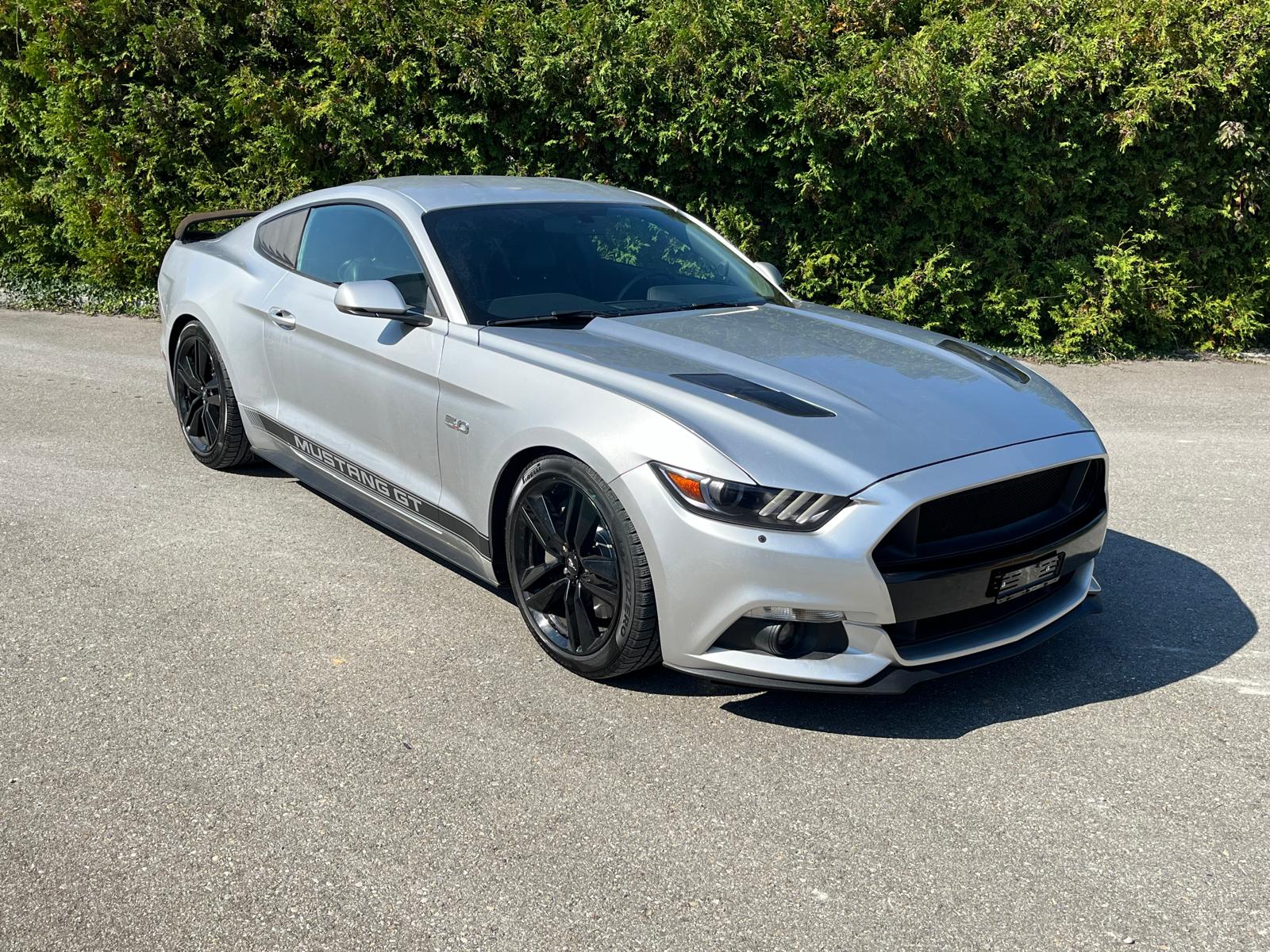 FORD Mustang Fastback 5.0 V8 GT Automat