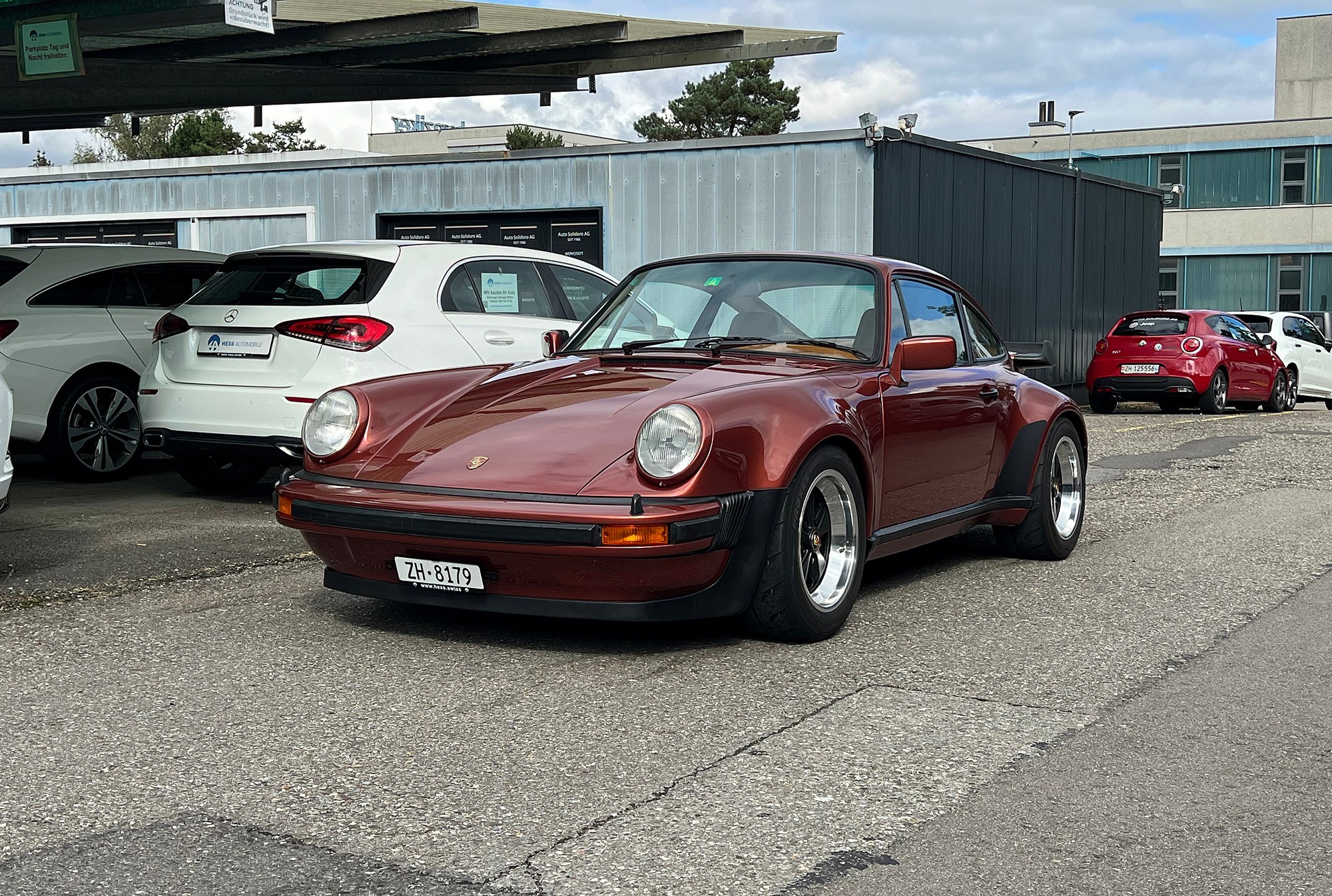 PORSCHE 911 3.3 Turbo