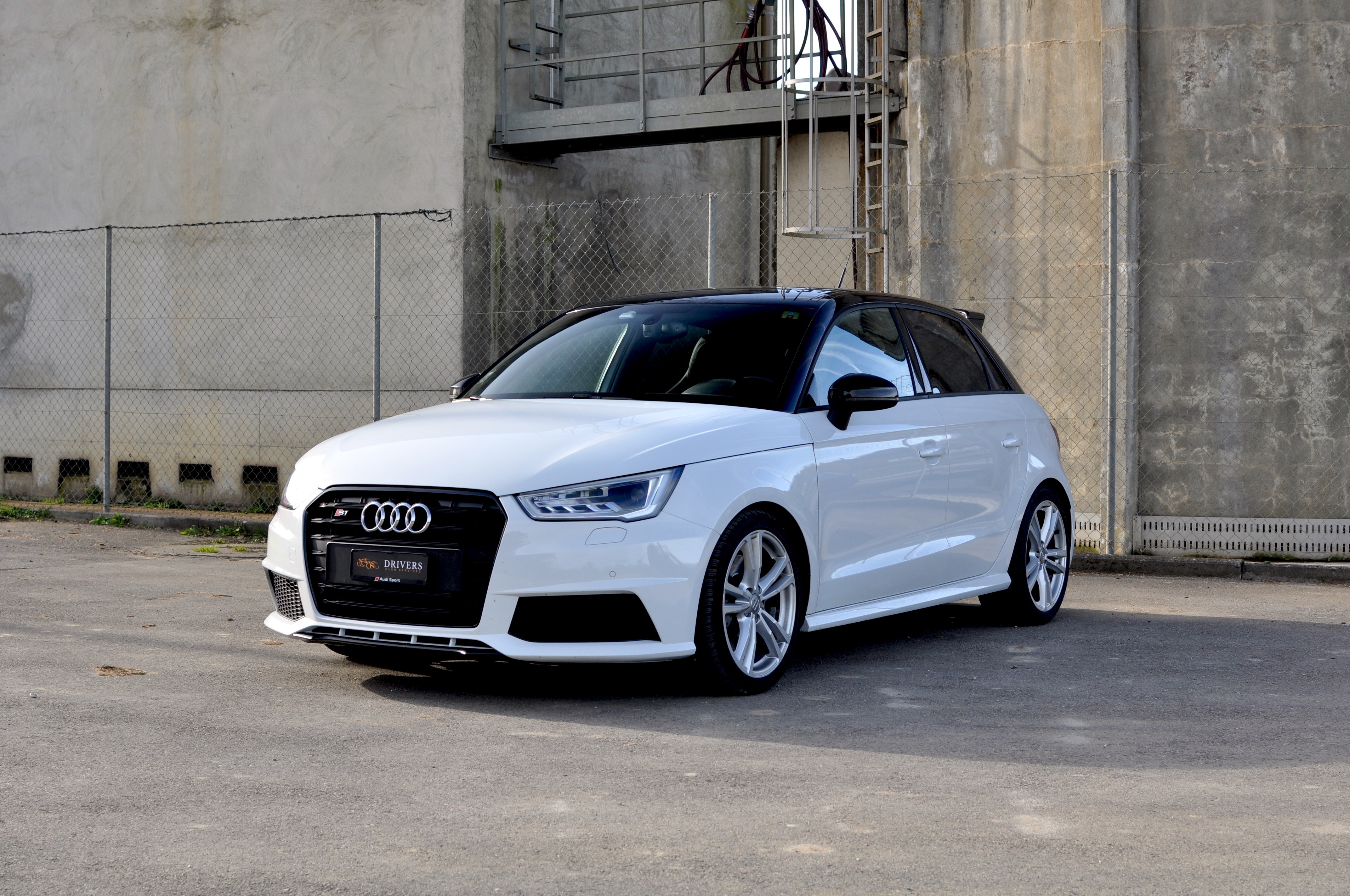 AUDI S1 Sportback 2.0 TFSI Sport quattro