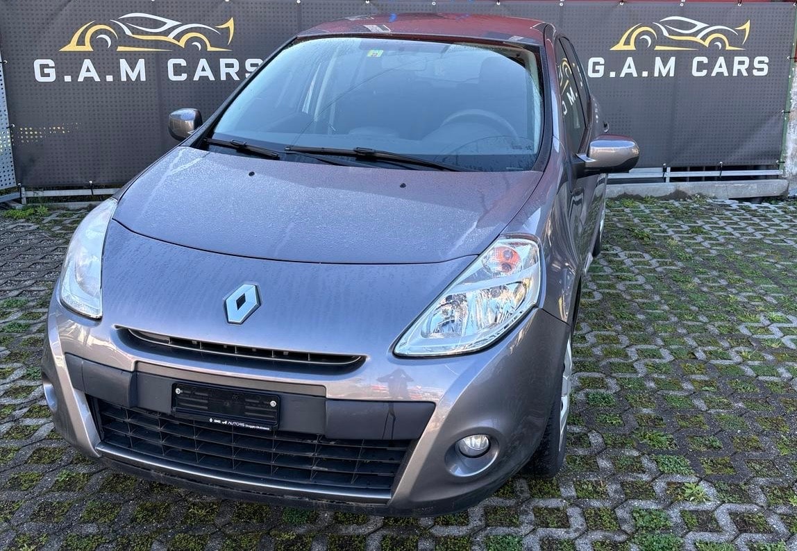 RENAULT Clio 1.2 16V Collection