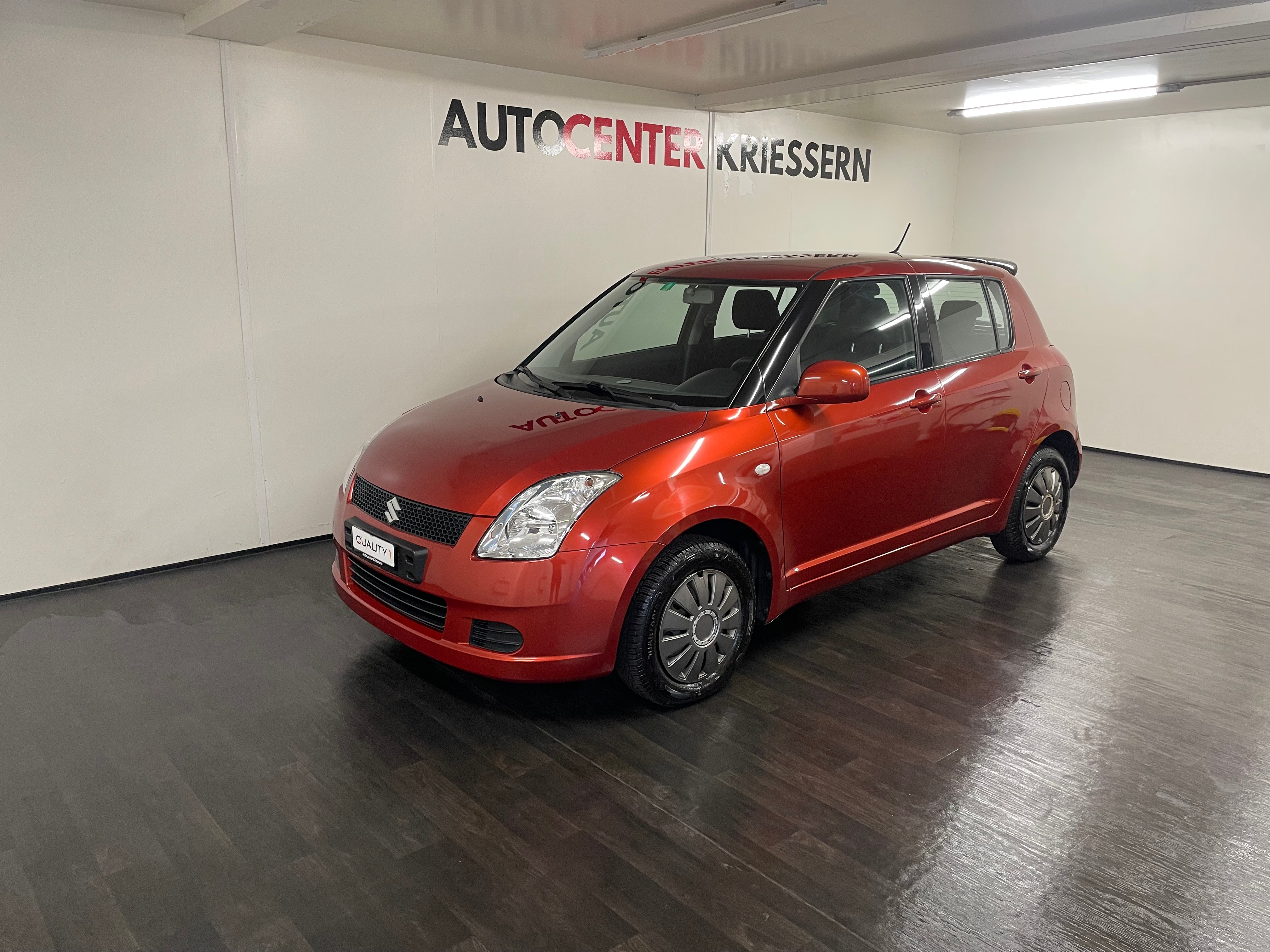 SUZUKI Swift 1.3i 16V GL 4x4