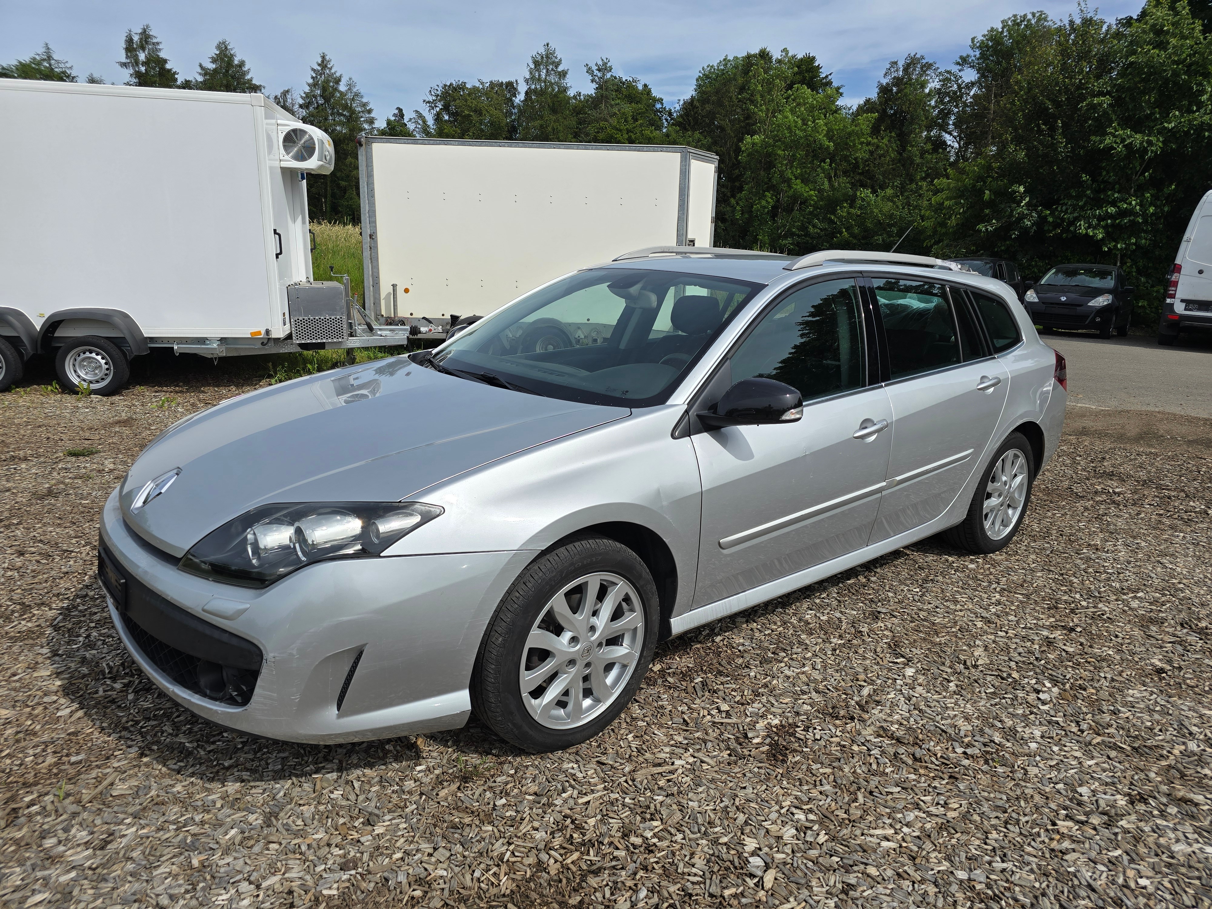 RENAULT Laguna Grandtour 2.0 dCi Dynamique Automatic