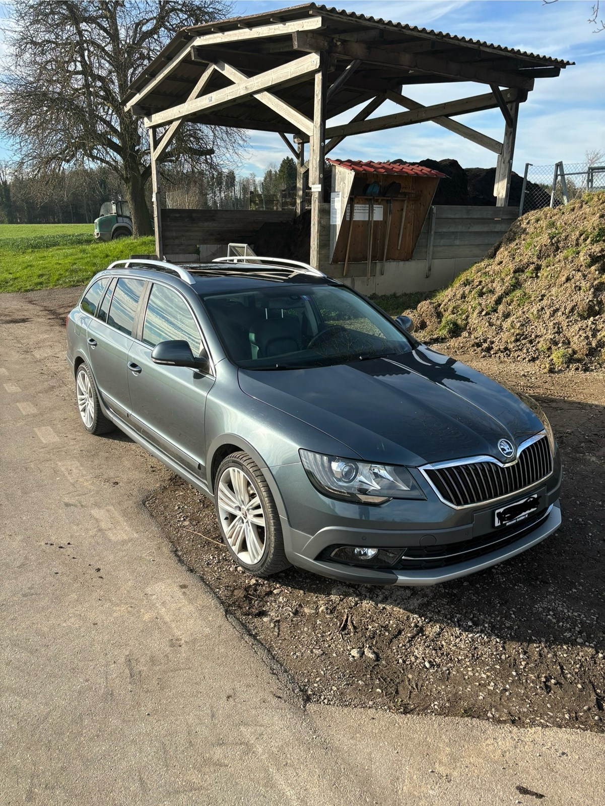 SKODA Superb Combi 2.0 TDi Business 4x4 DSG