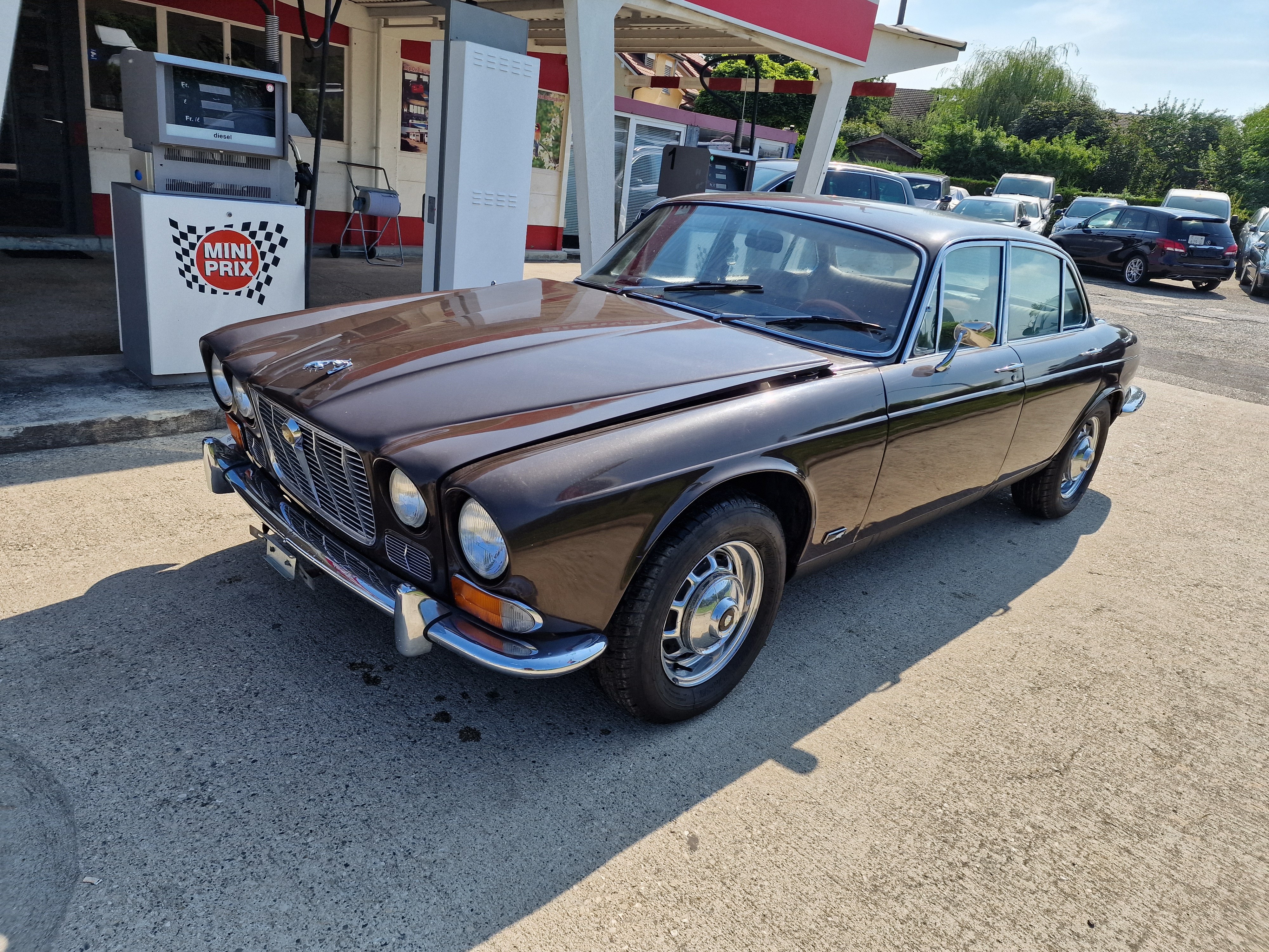 JAGUAR XJ6