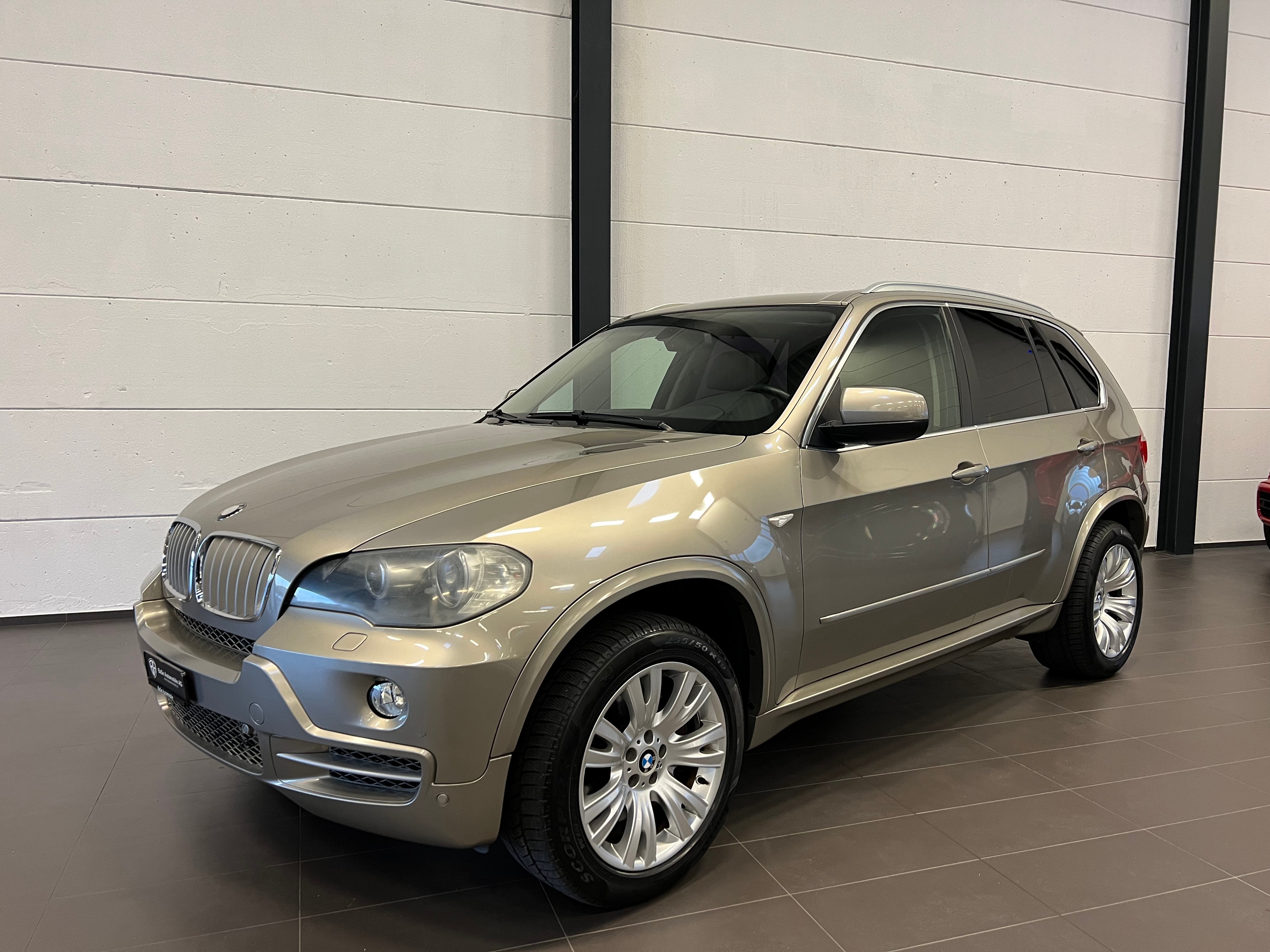 BMW X5 xDrive 48i (4.8i) Steptronic