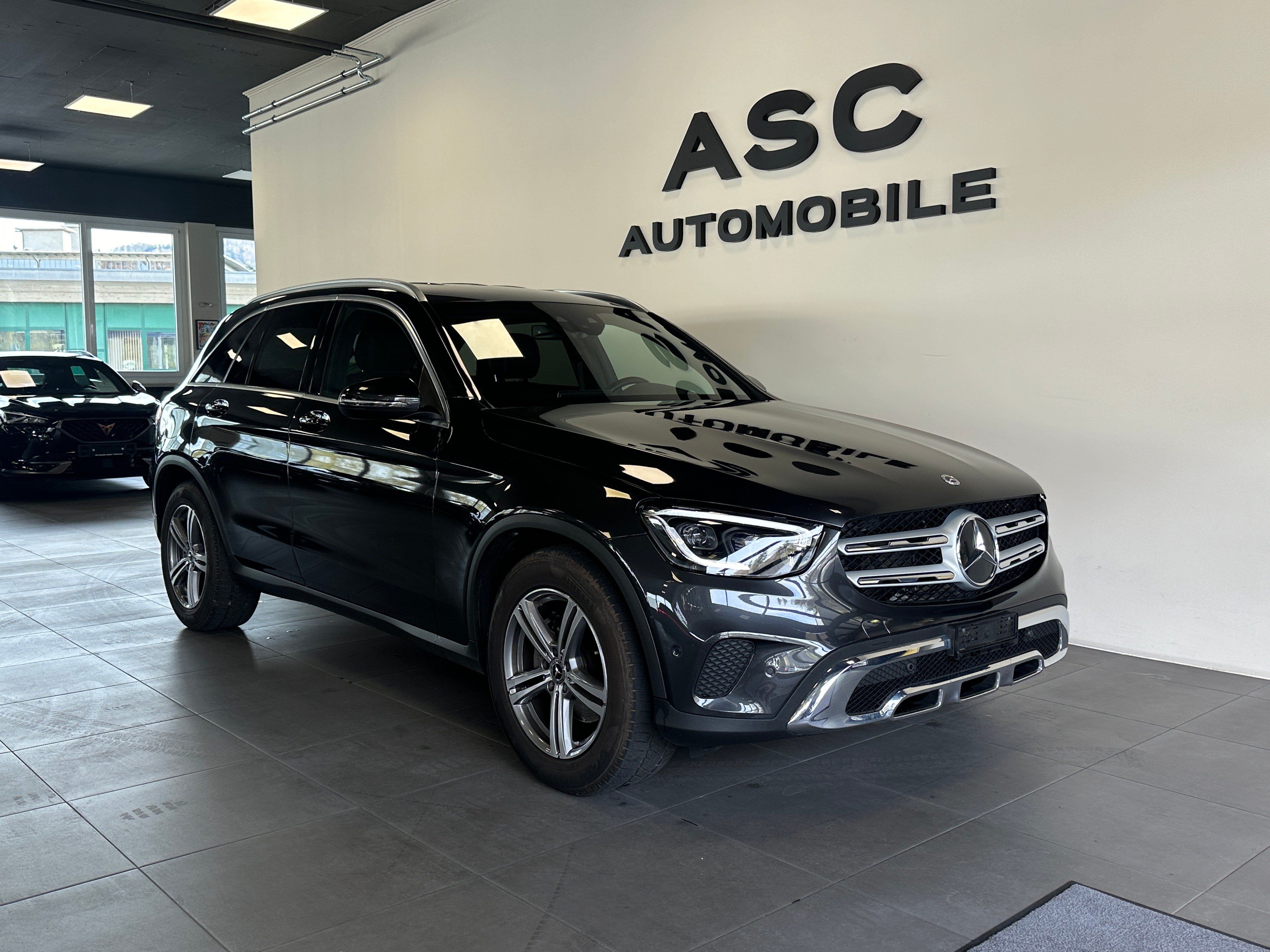 MERCEDES-BENZ GLC 220 d 4Matic 9G-Tronic