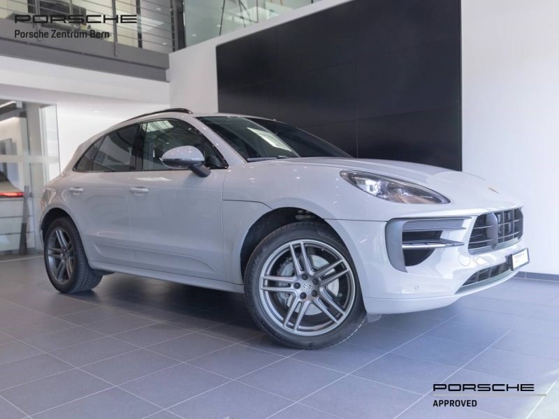 PORSCHE MACAN S