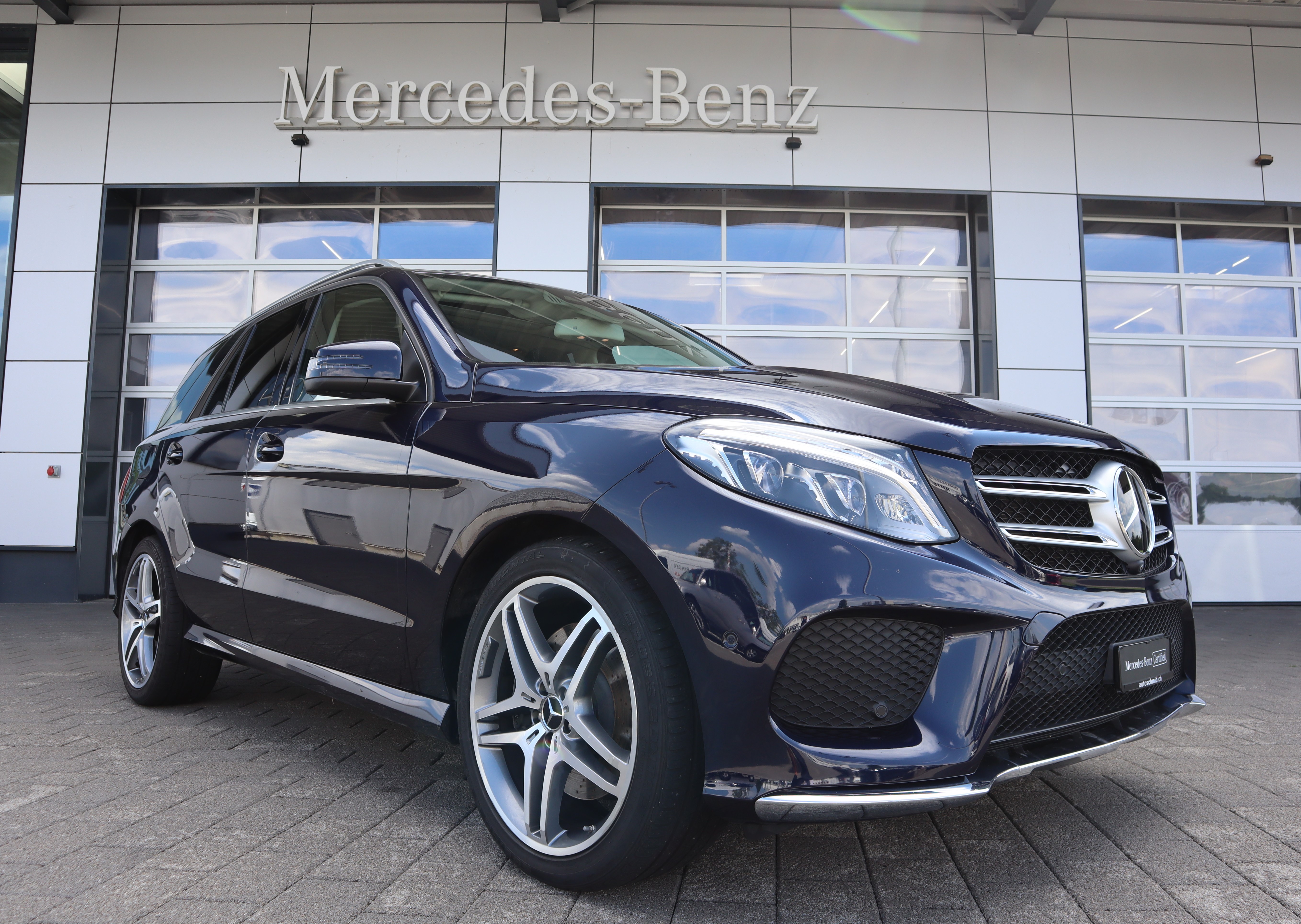 MERCEDES-BENZ GLE 400 AMG Line 4Matic 7G-Tronic