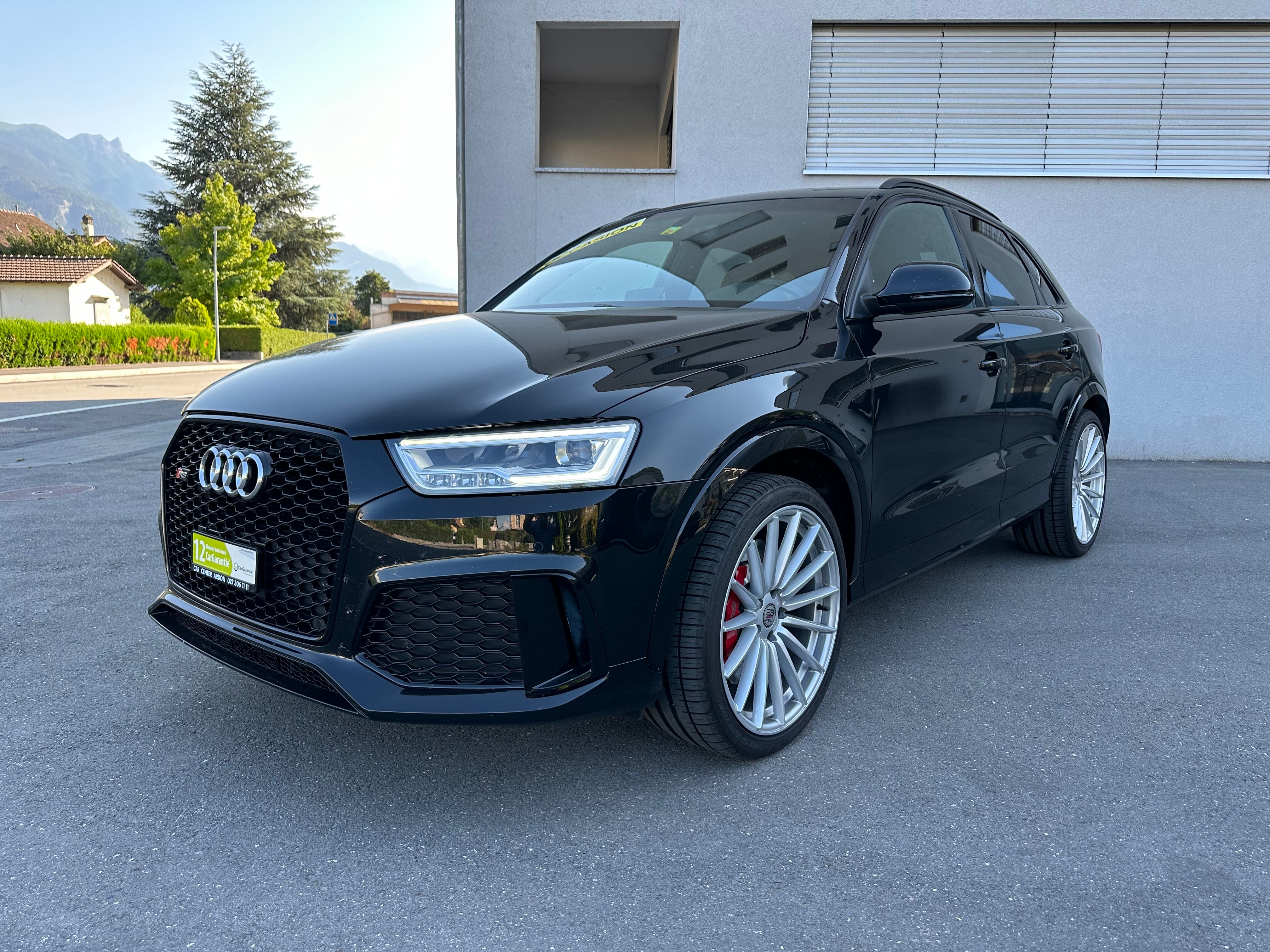 AUDI RS Q3 2.5 TFSI quattro S-tronic