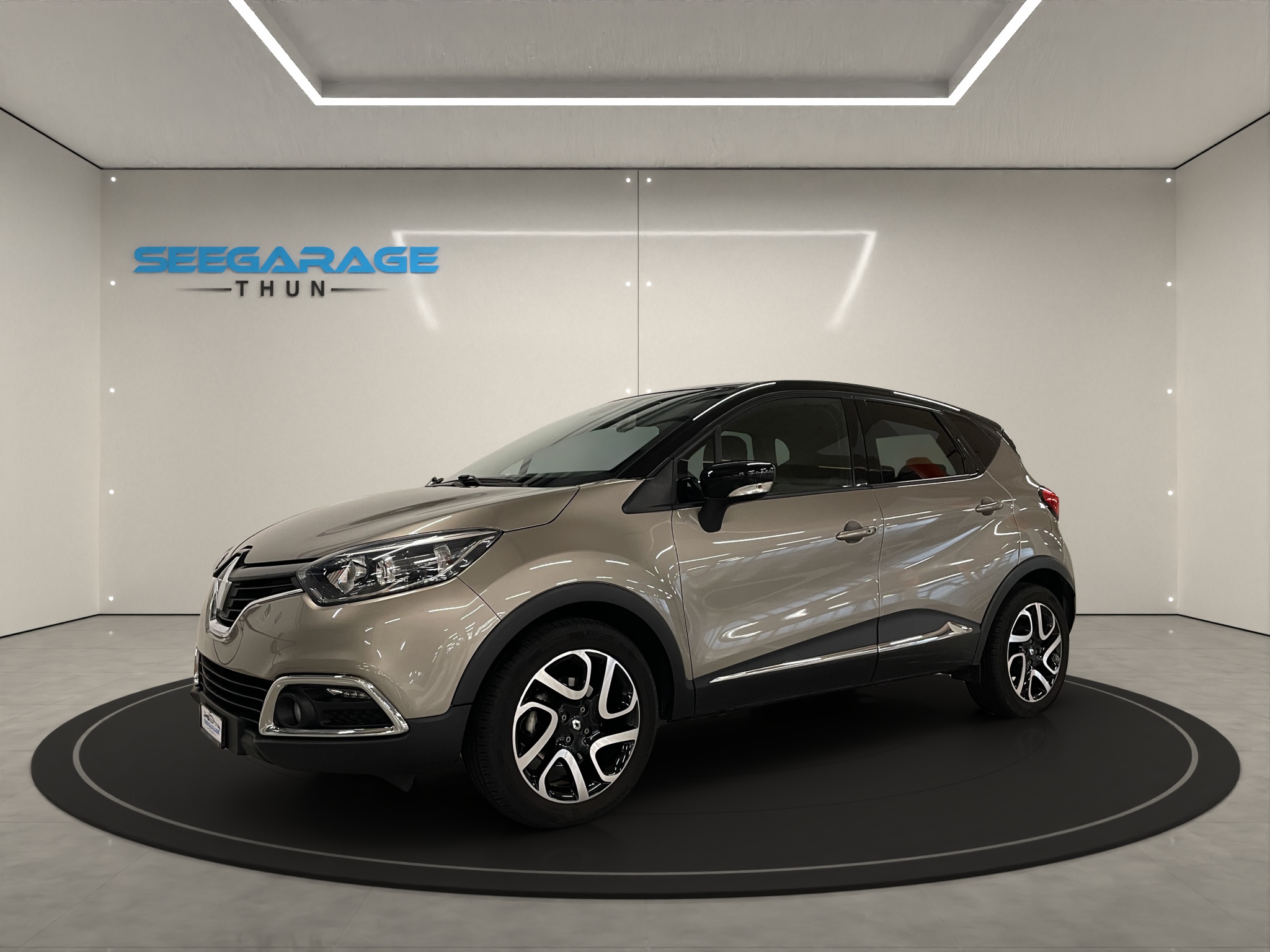 RENAULT Captur 1.2 T 16V Privilège EDC