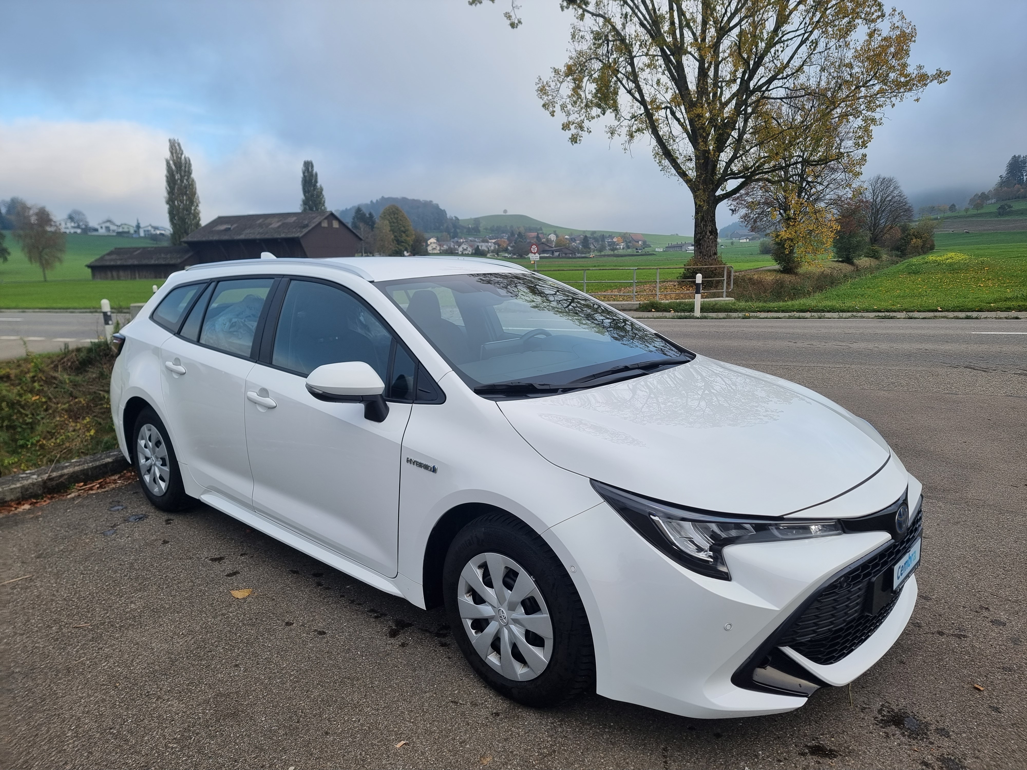 TOYOTA Corolla Touring Sports 1.8 HSD Comfort e-CVT