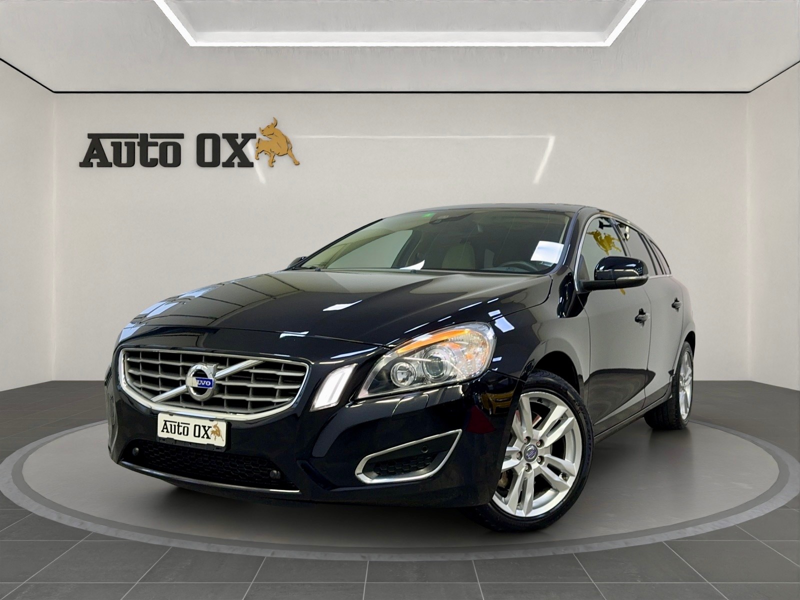 VOLVO V60 T5 Summum Powershift