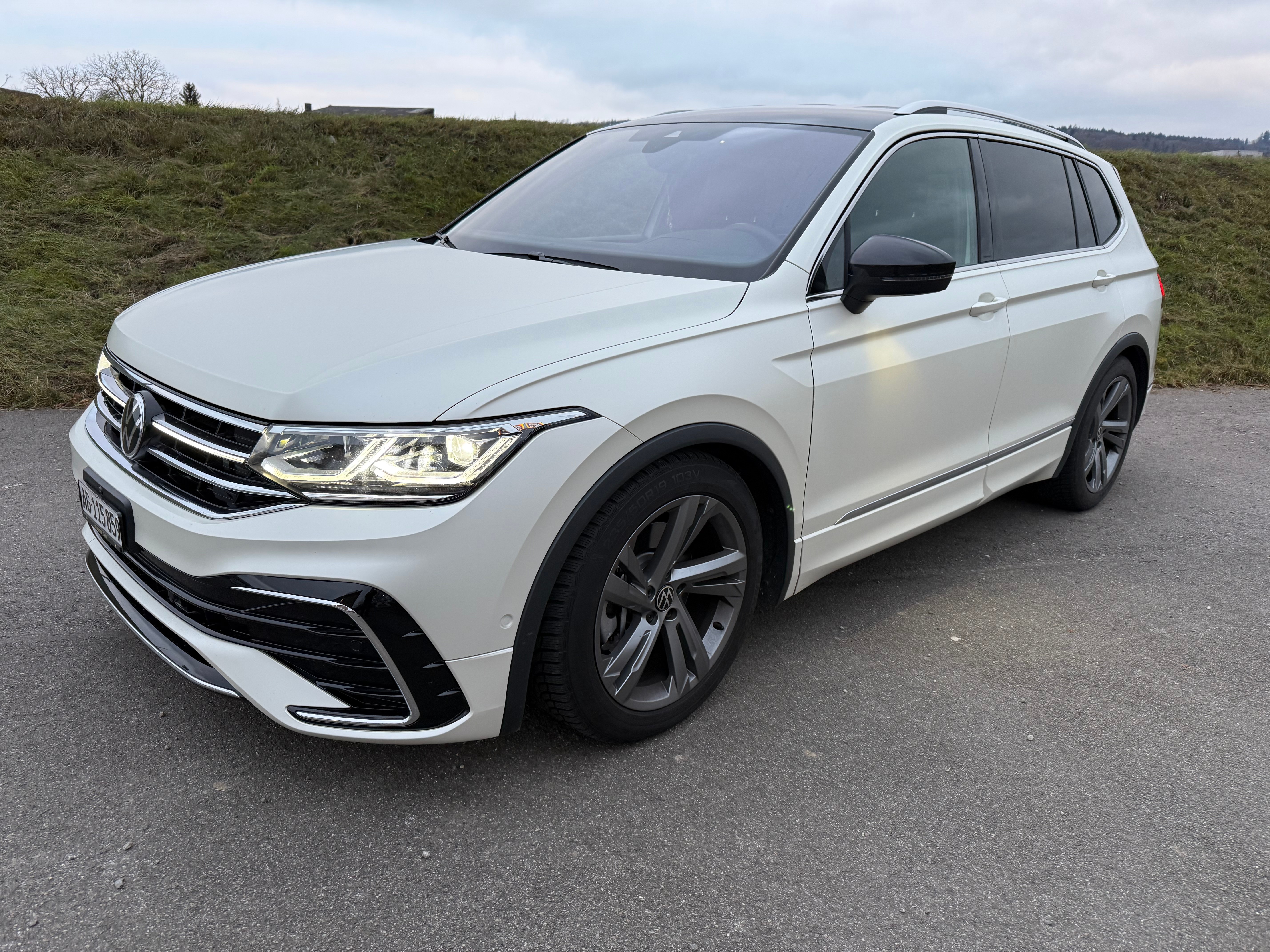 VW Tiguan Allspace 2.0TSI R-Line 4Motion DSG