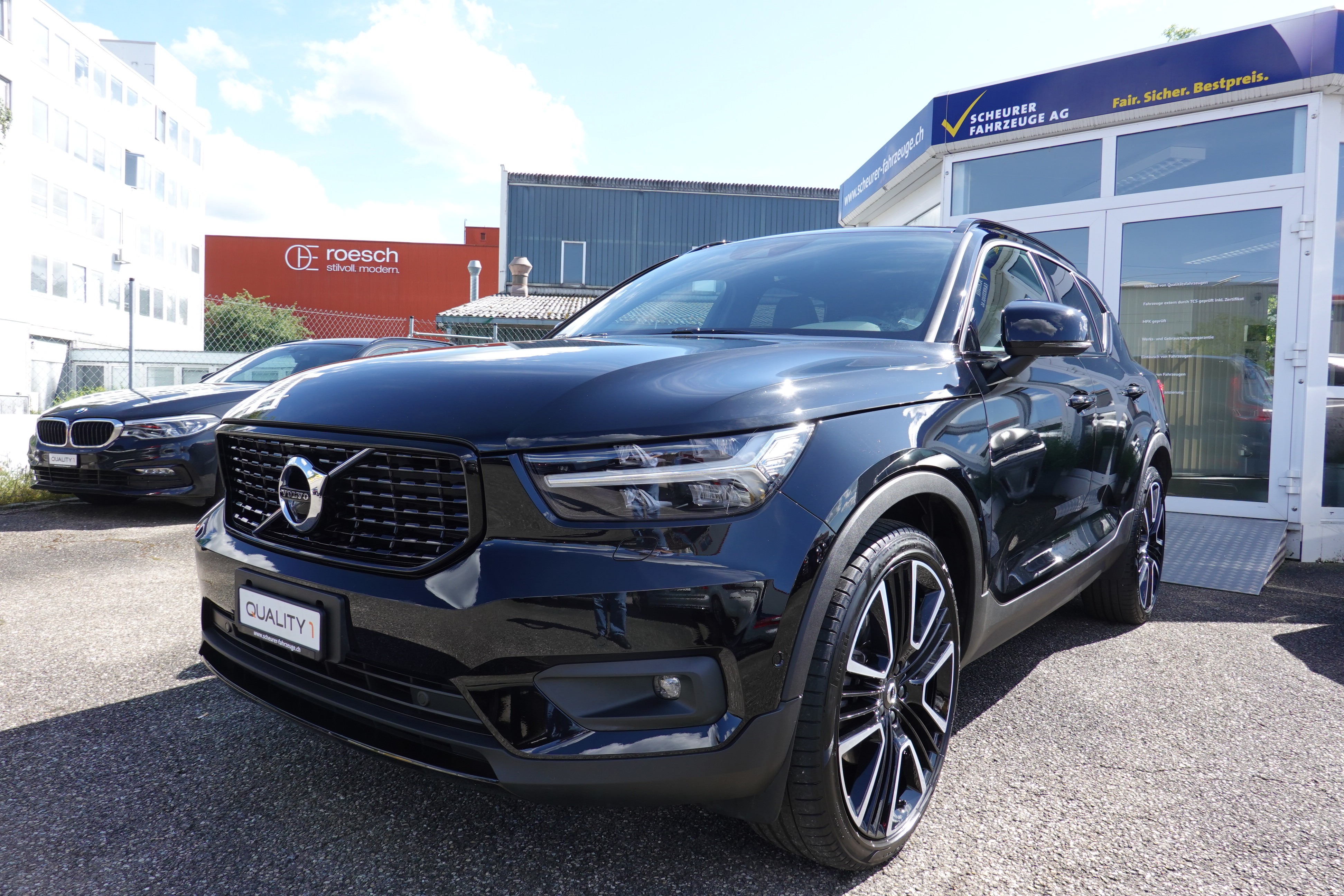 VOLVO XC40 - T5 - AWD - 