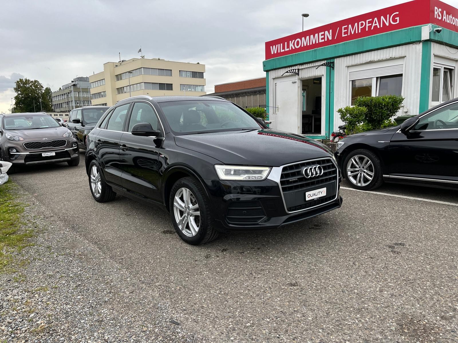 AUDI Q3 2.0 TFSI sport quattro S-tronic