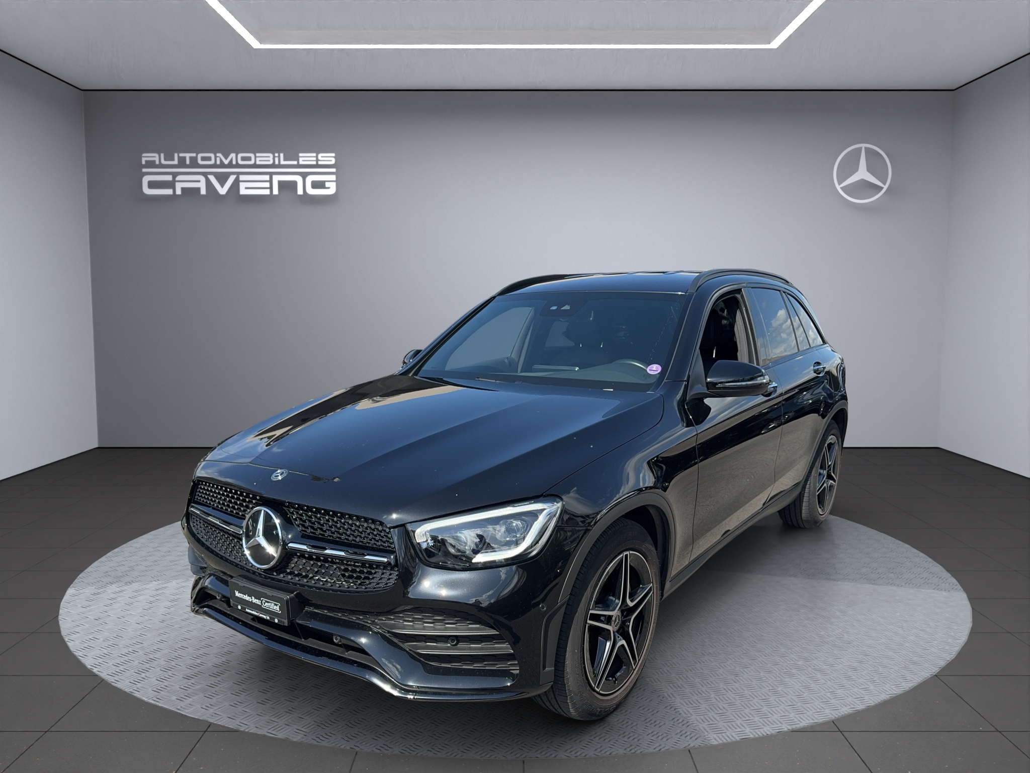 MERCEDES-BENZ GLC 200 AMG Line 4Matic 9G-Tronic