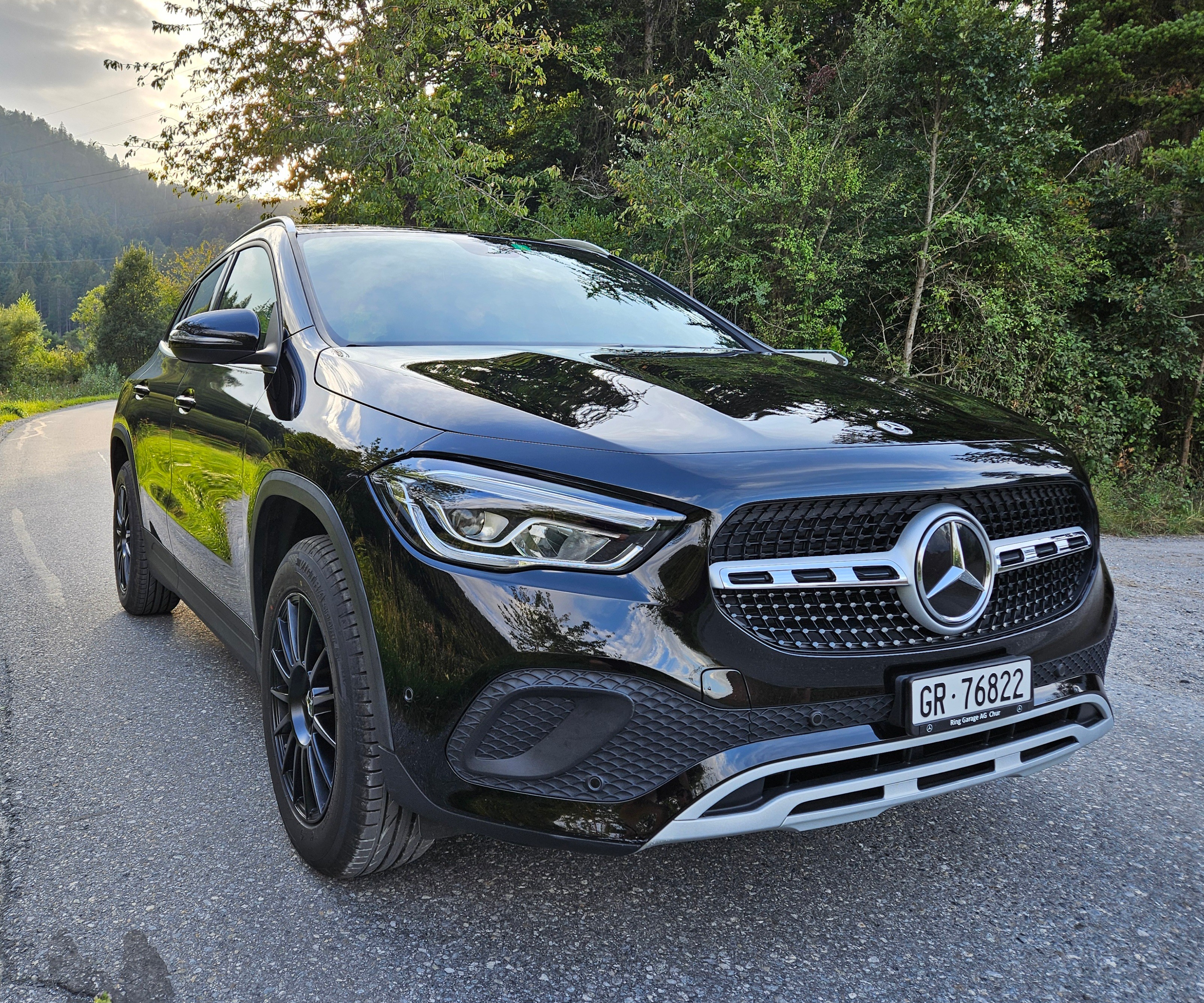 MERCEDES-BENZ GLA 250 4Matic Style 8G-DCT