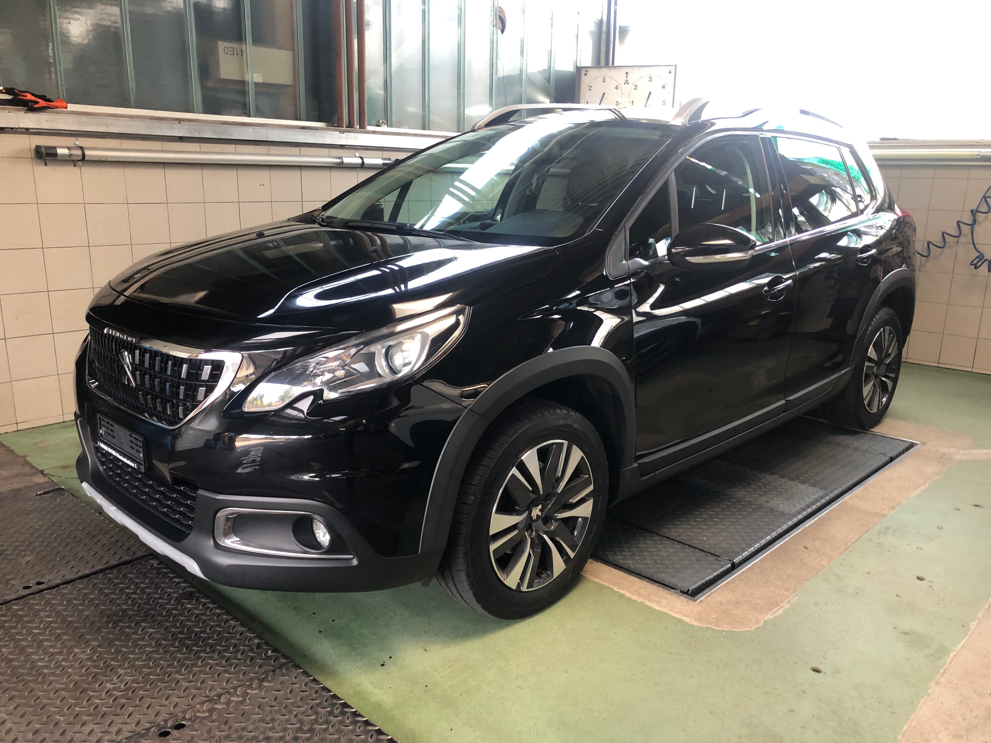 PEUGEOT 2008 1.6 BlueHDi Allure