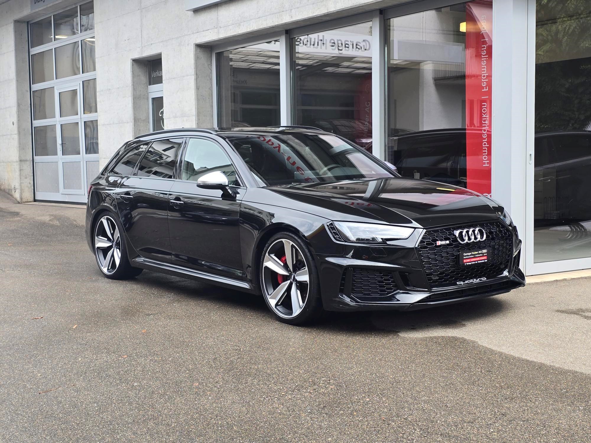 AUDI RS4 Avant 2.9 TFSI quattro tiptronic