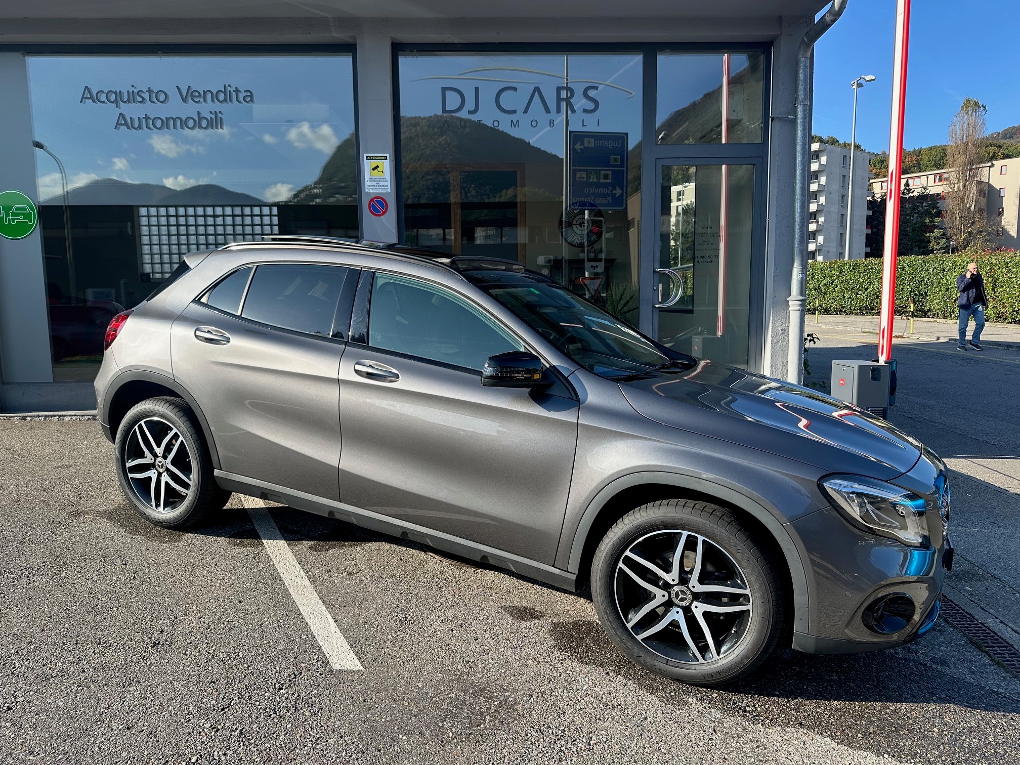 MERCEDES-BENZ GLA 220 d 4Matic 7G-DCT