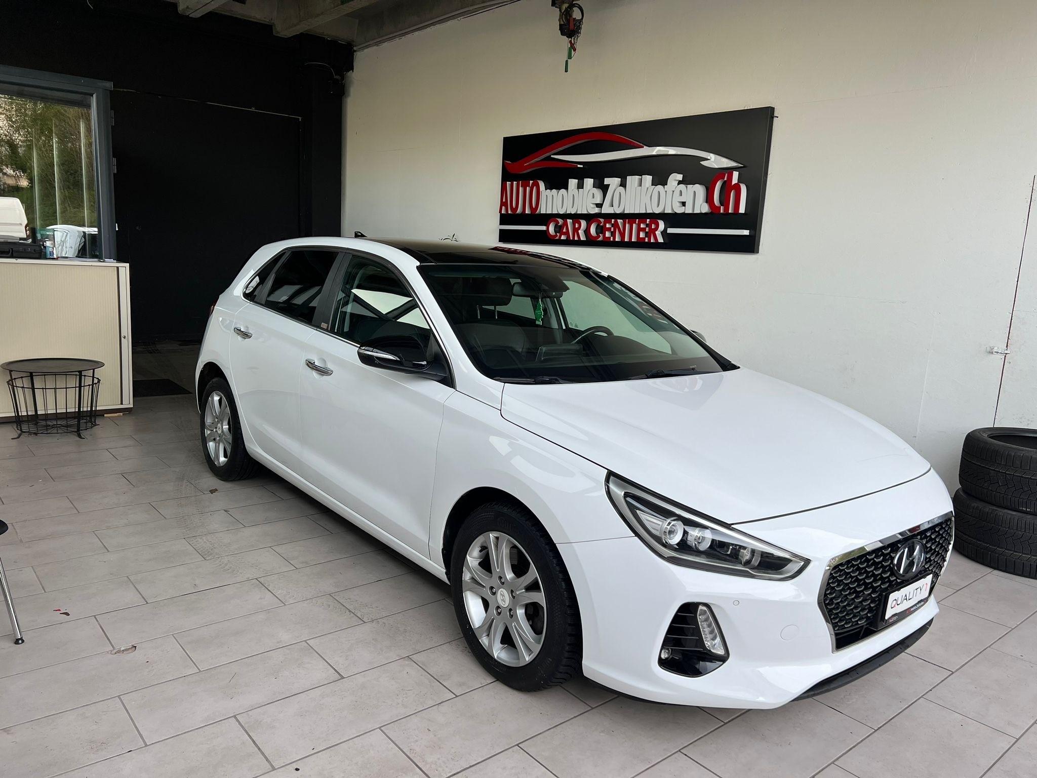 HYUNDAI i30 1.6 CRDi Launch Plus DCT