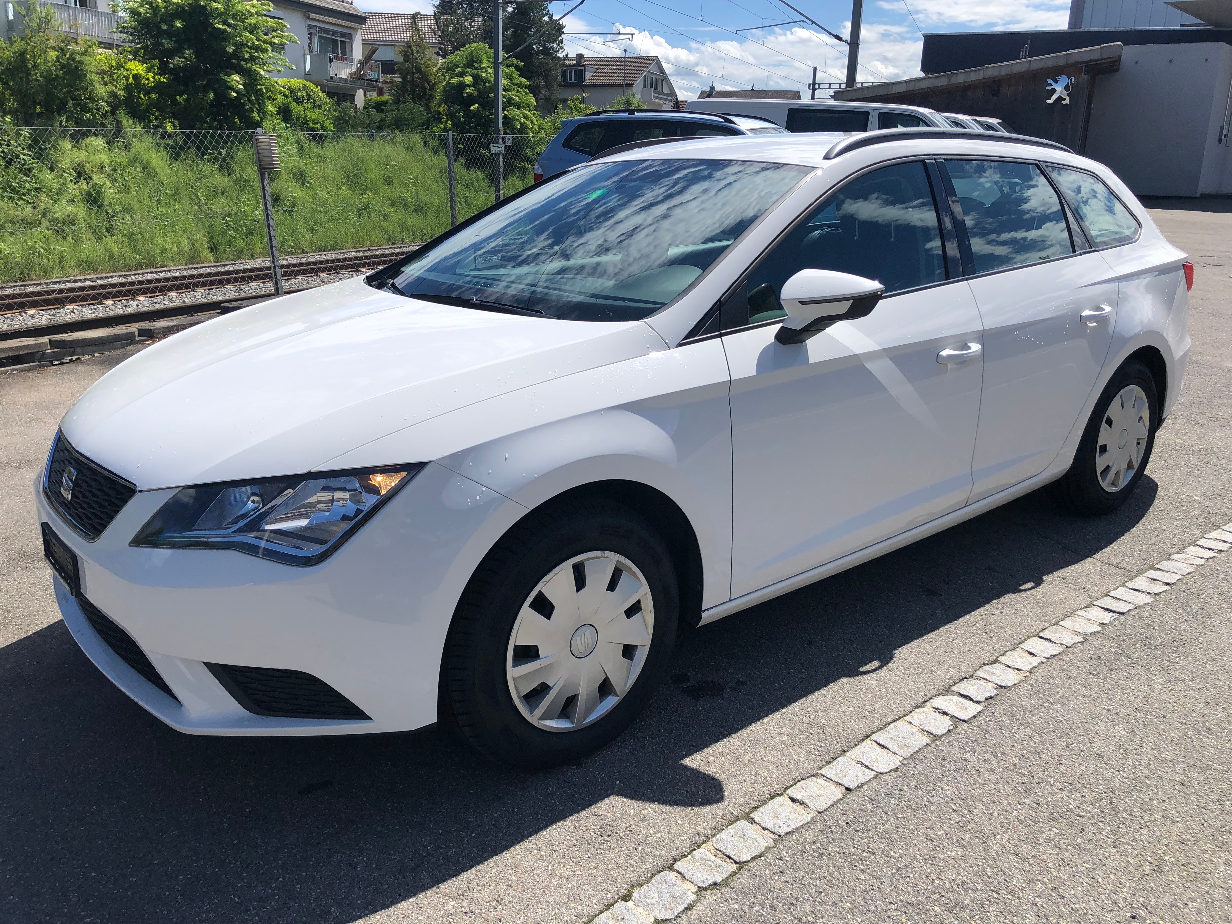 SEAT Leon ST 1.6 TDI Reference Stopp-Start DSG