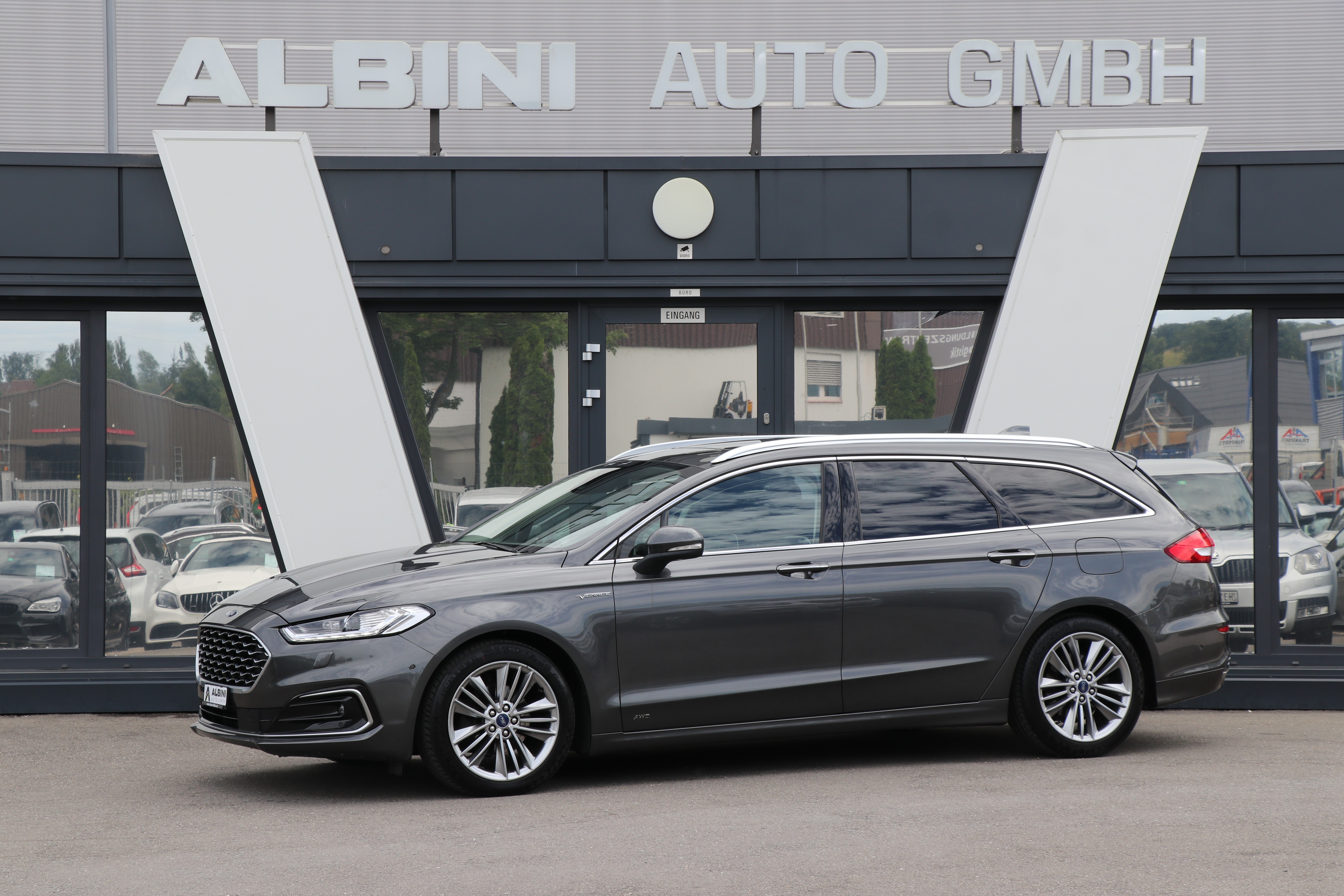 FORD Mondeo 2.0TDCi AWD Vignale Automatik